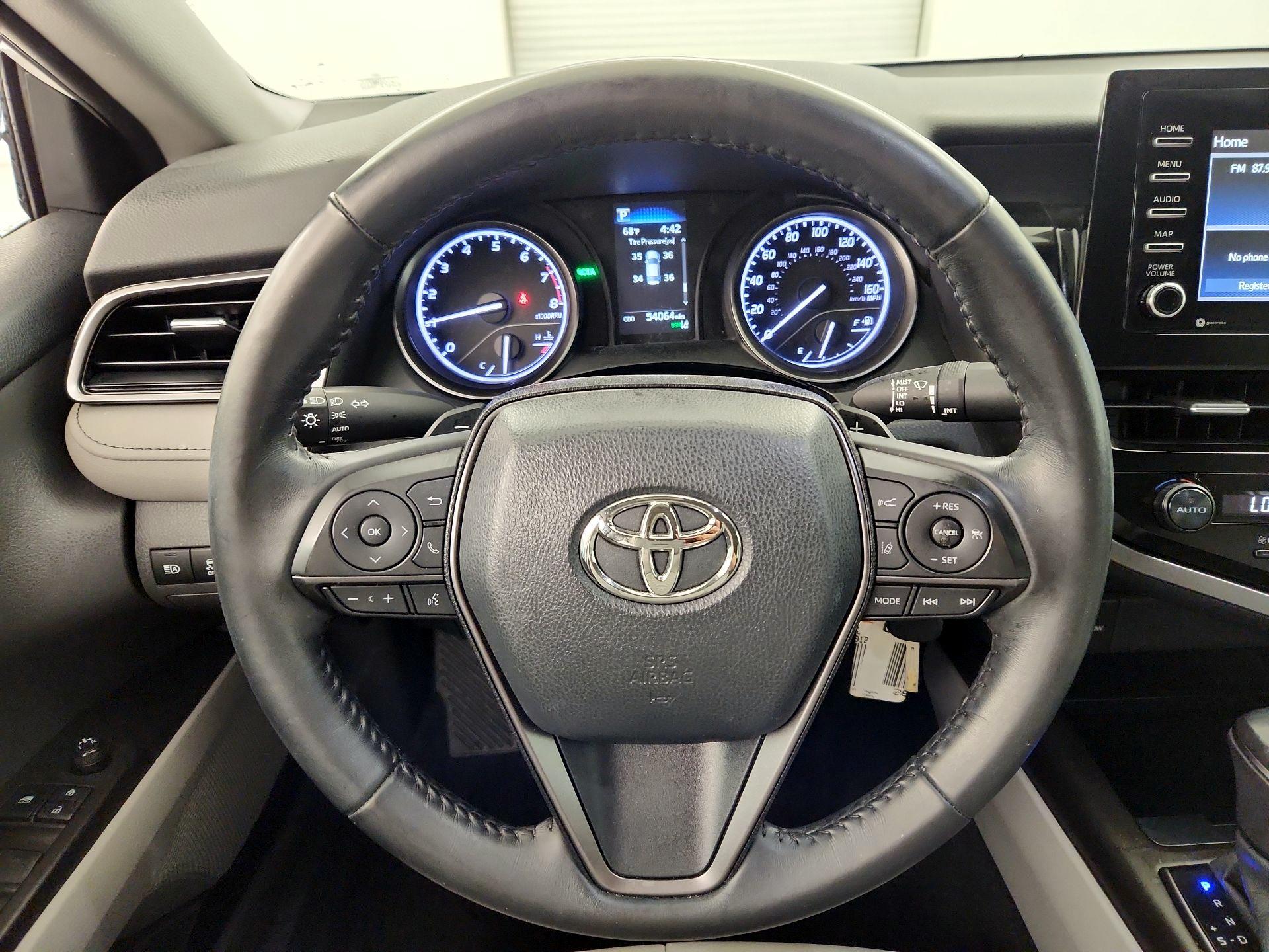 Thumbnail: 2021 Toyota Camry - 10