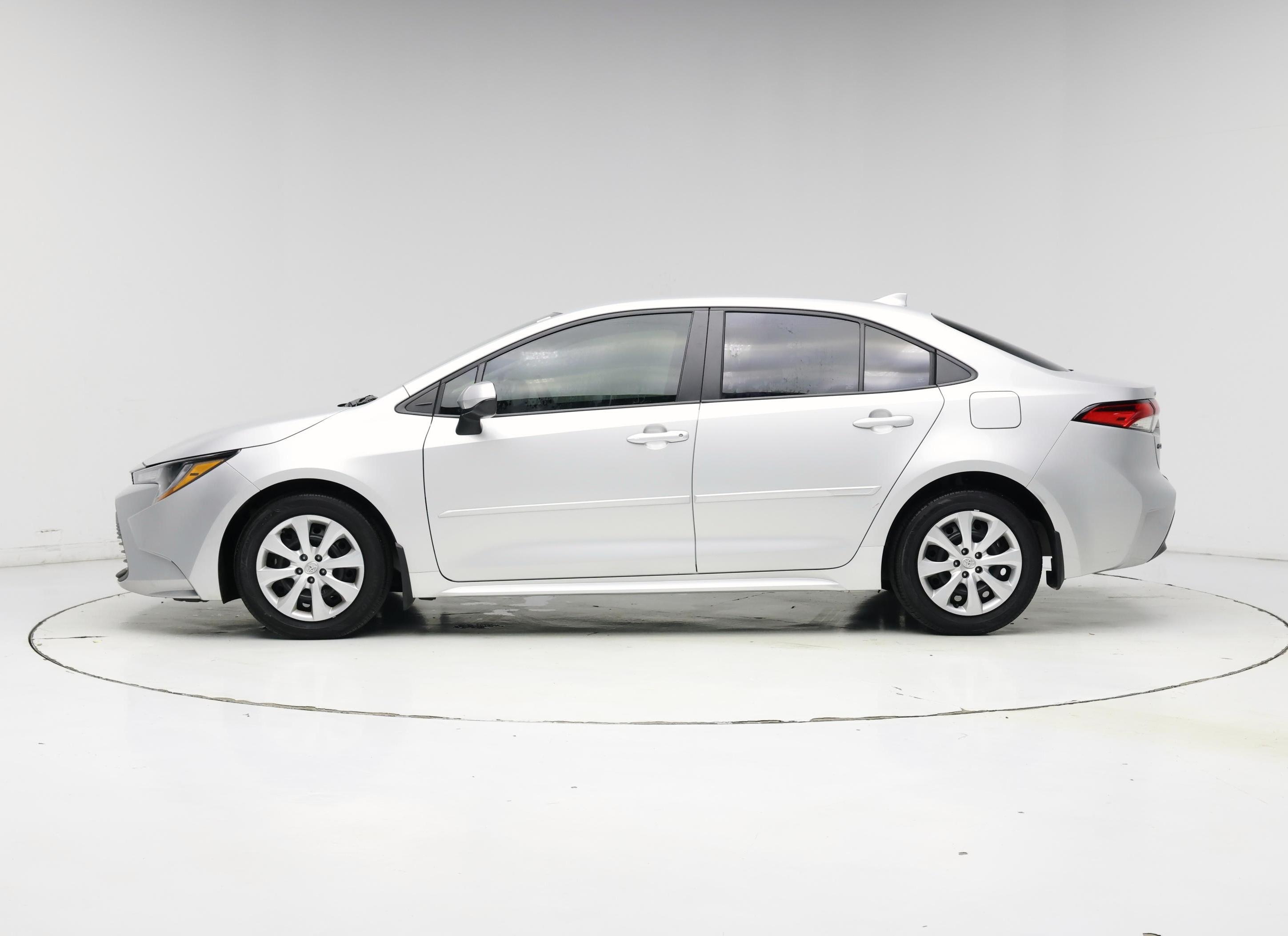 Thumbnail: 2025 Toyota Corolla - 3