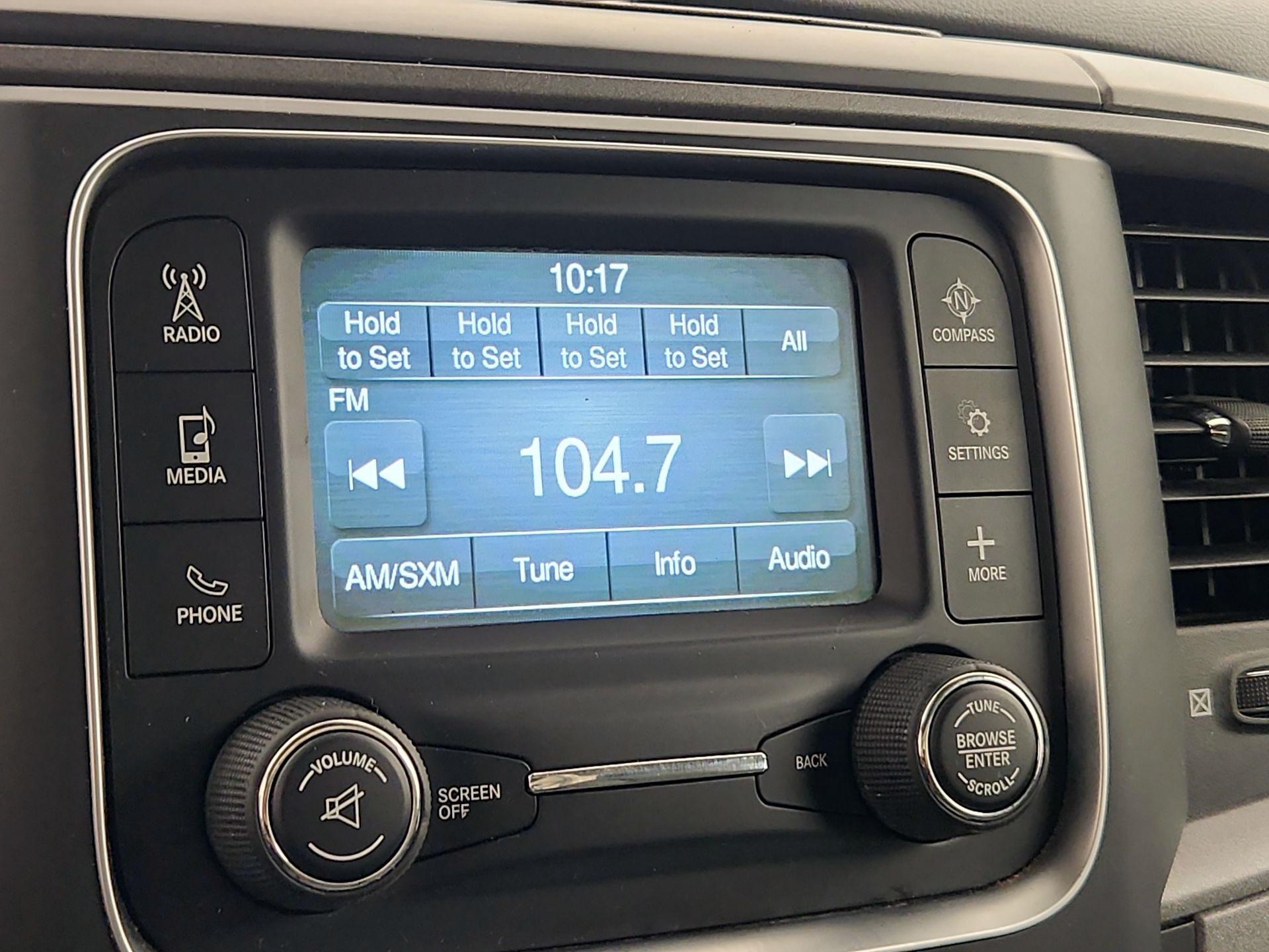 Thumbnail: 2020 RAM 1500 Classic - 15