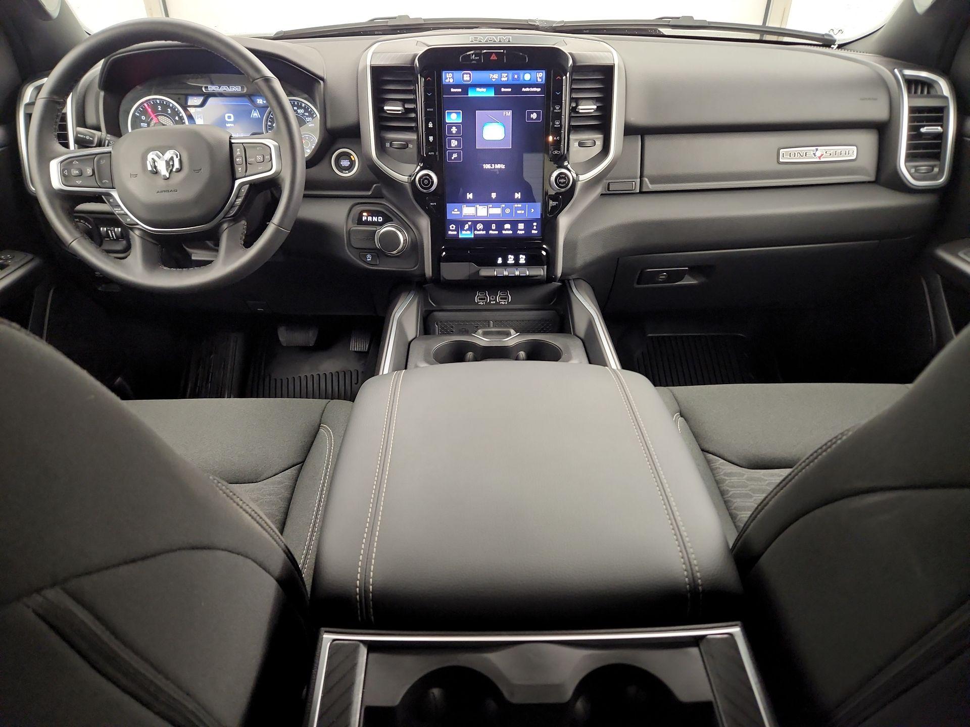 Thumbnail: 2025 RAM 1500 - 9
