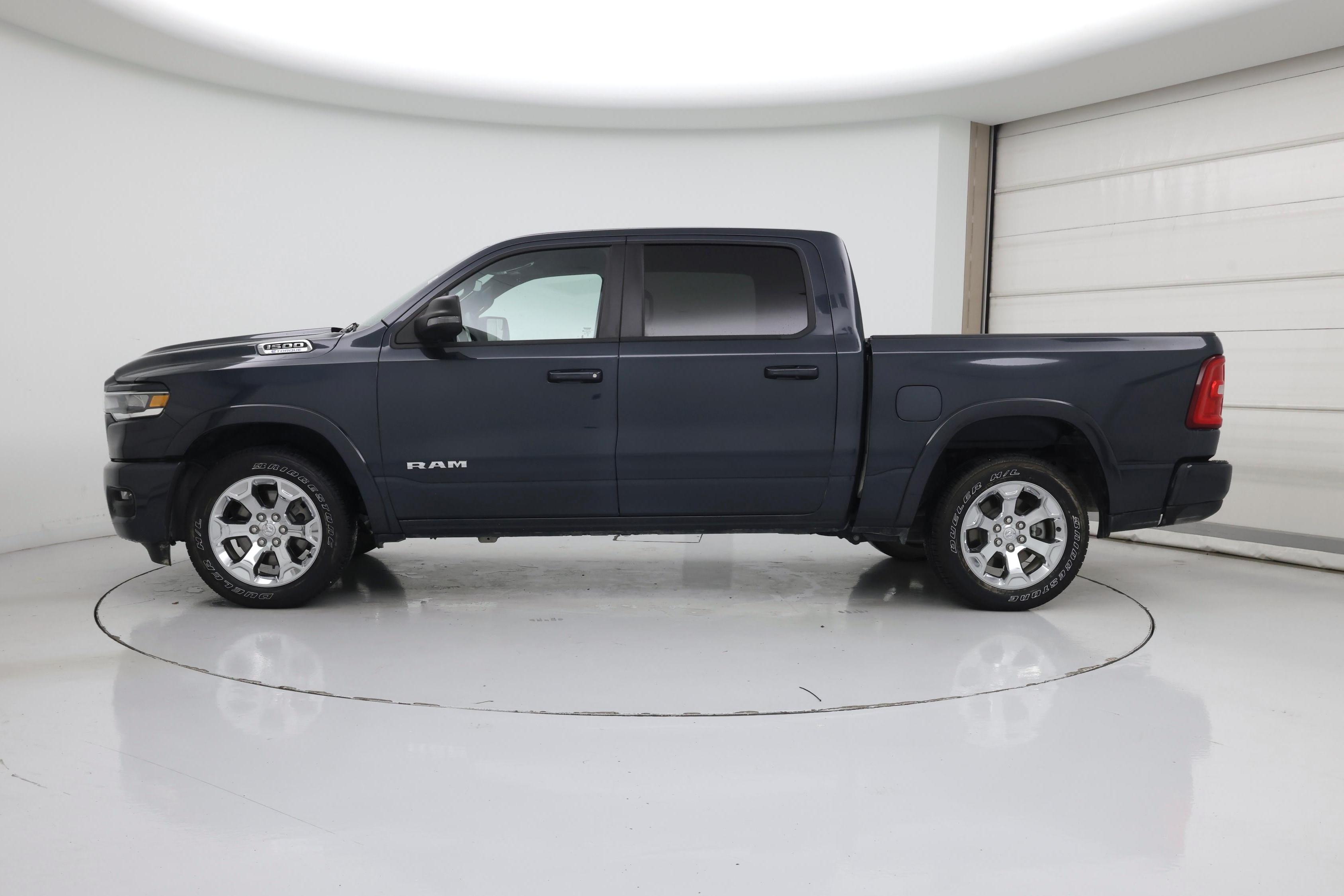 Thumbnail: 2025 RAM 1500 - 3