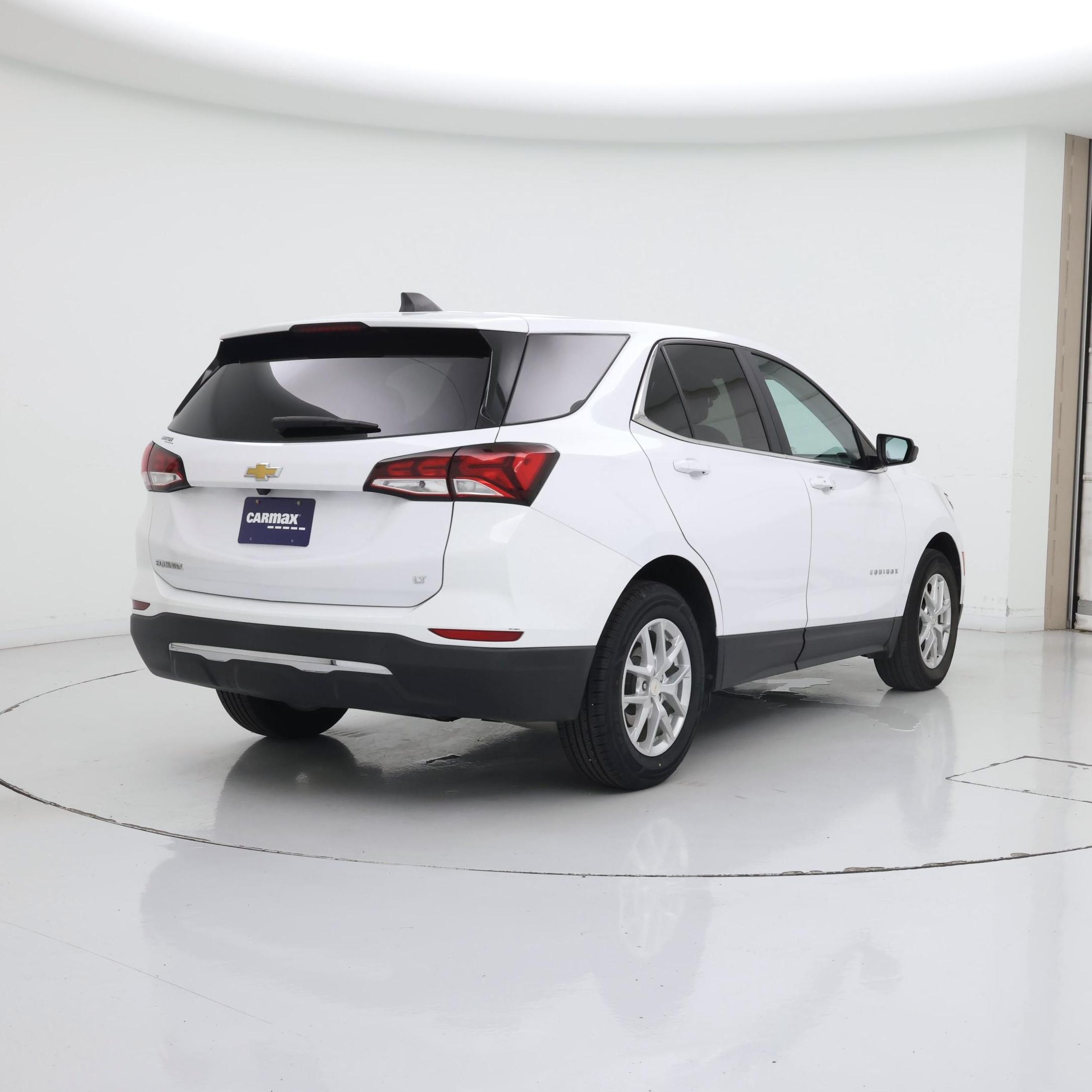 Thumbnail: 2022 Chevrolet Equinox - 8