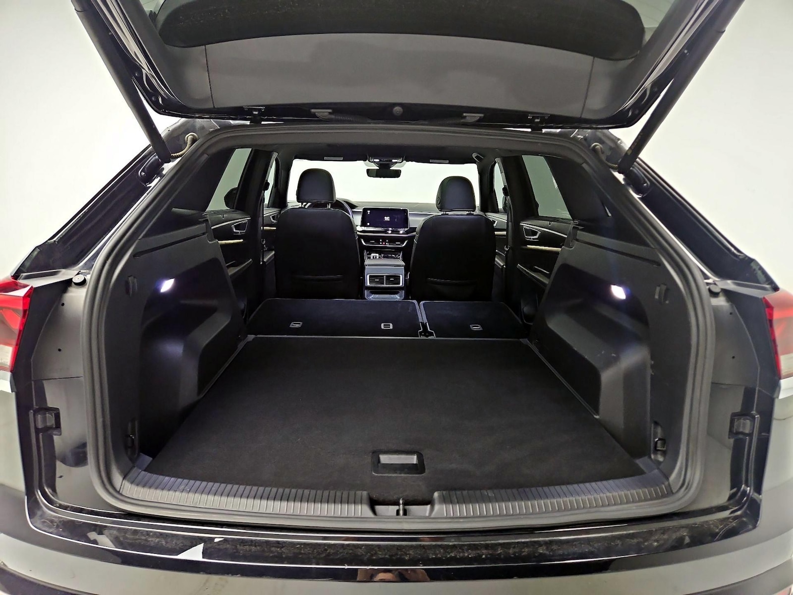 2024 Volkswagen Atlas Cross Sport SEL R-LINE - Photo 24