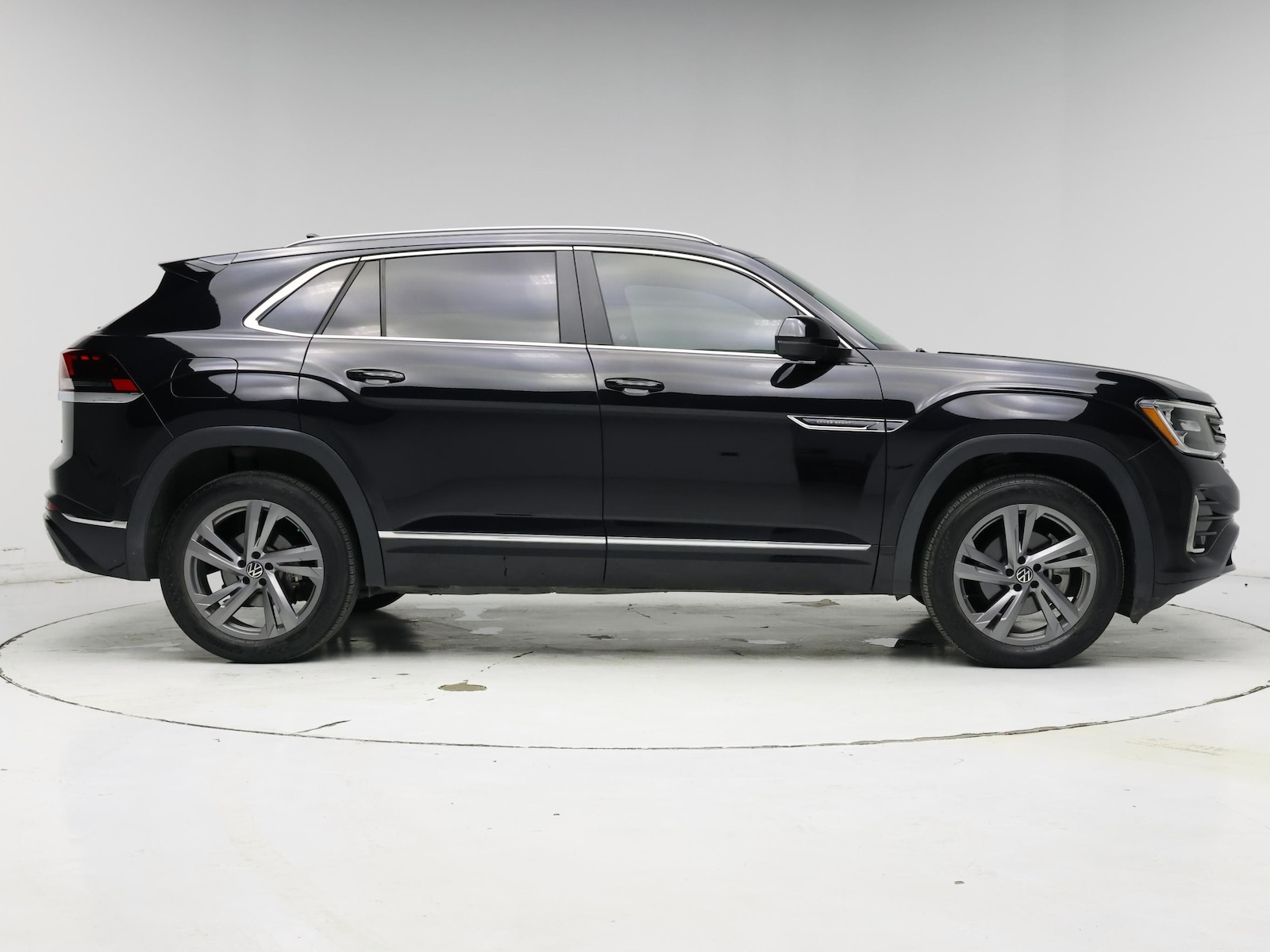 2024 Volkswagen Atlas Cross Sport SEL R-LINE - Photo 8