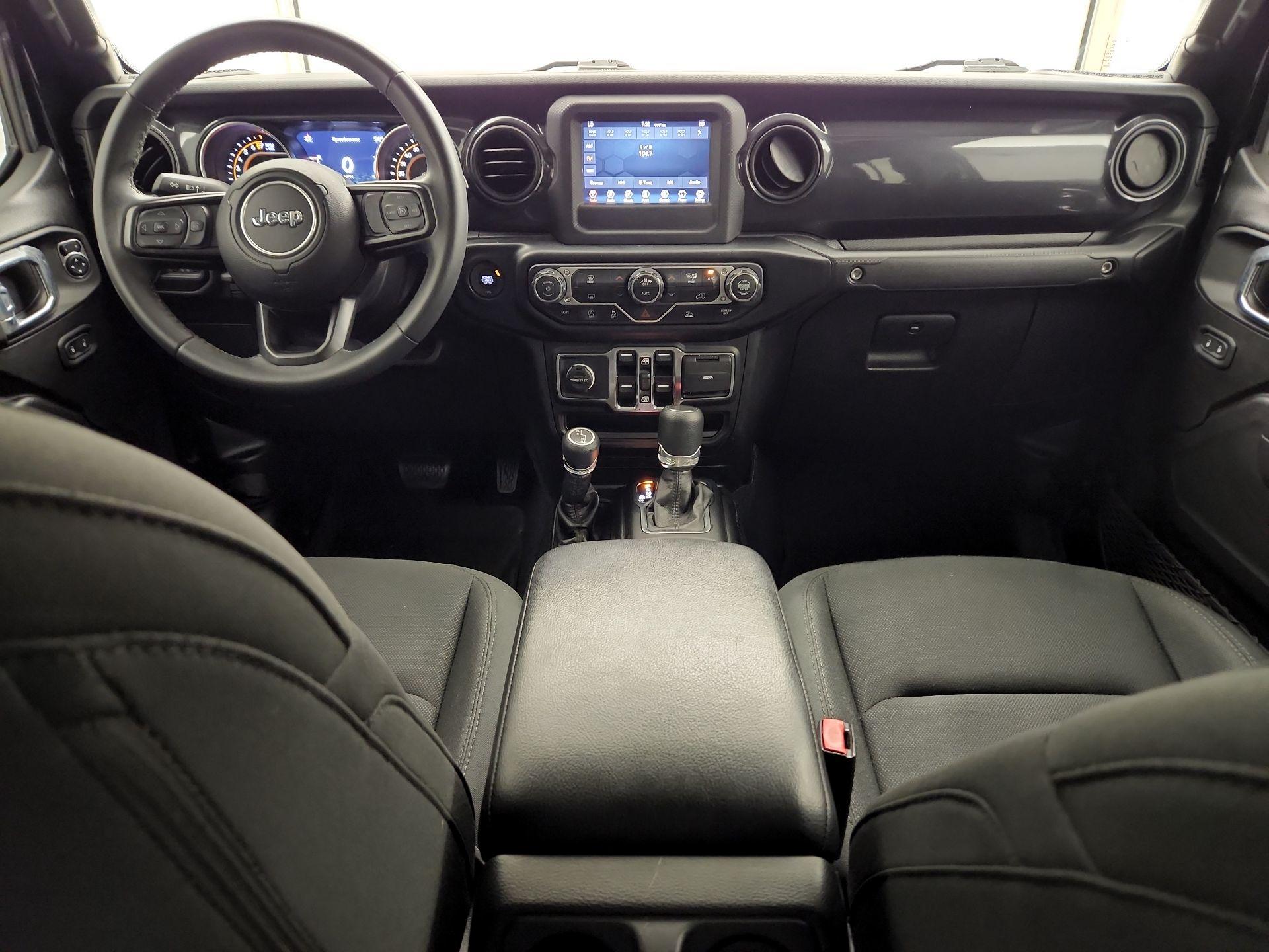 Thumbnail: 2022 Jeep Gladiator - 9