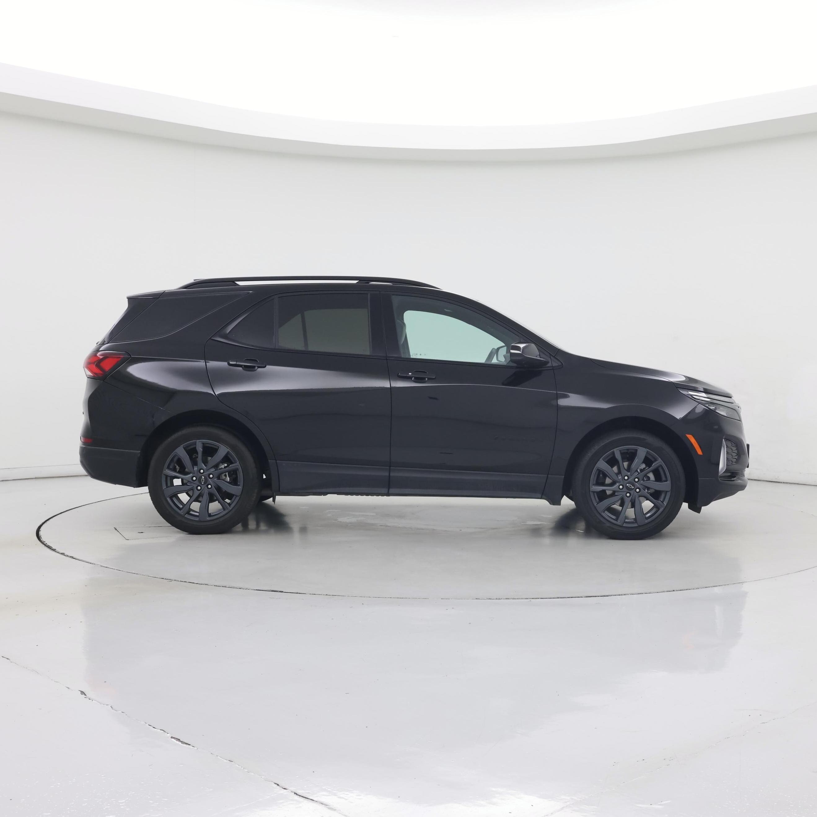 Thumbnail: 2023 Chevrolet Equinox - 7