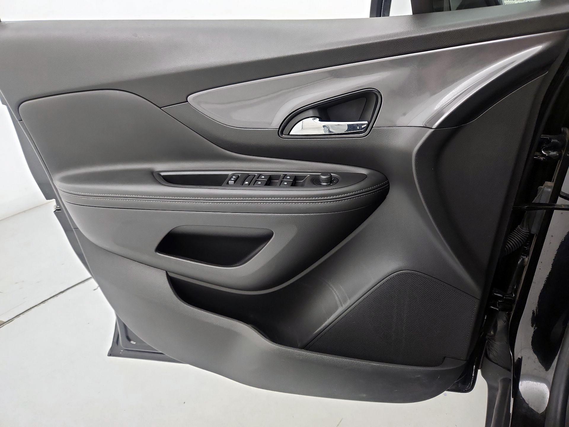 Thumbnail: 2022 Buick Encore - 12