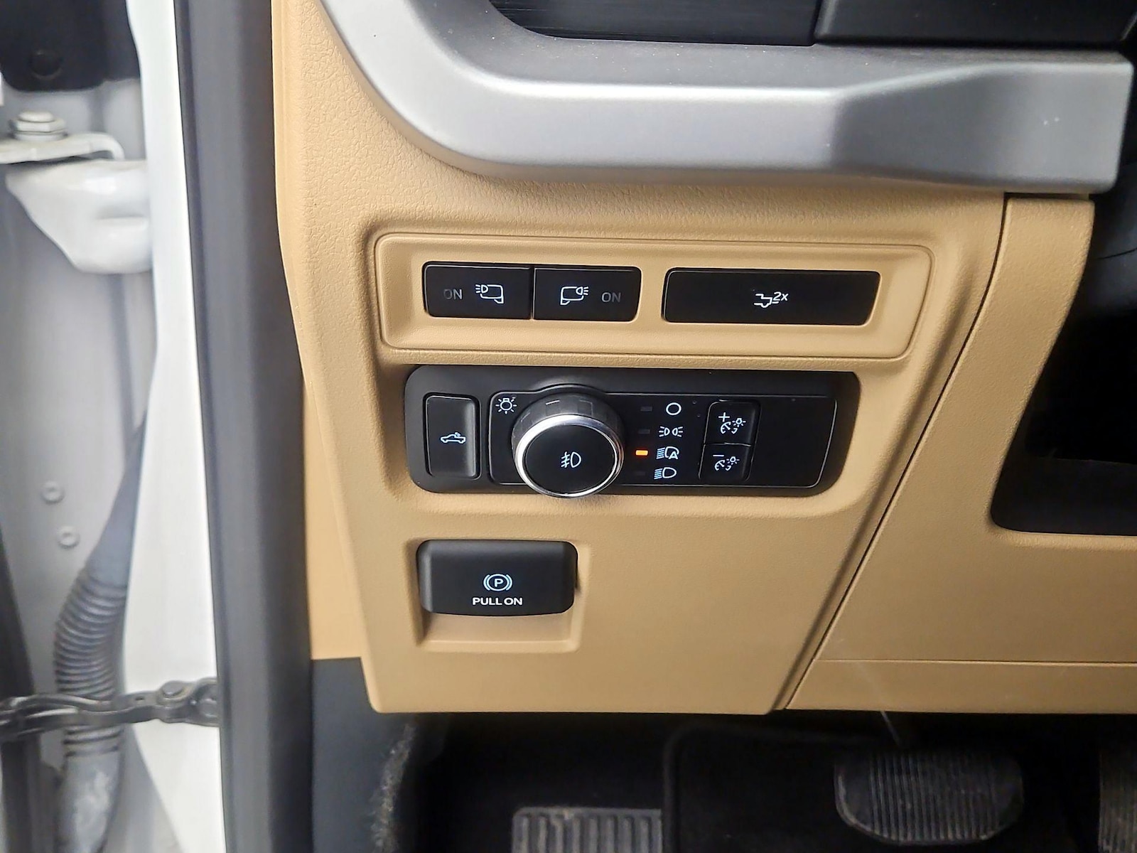 2023 Ford F-150 XLT - Photo 14