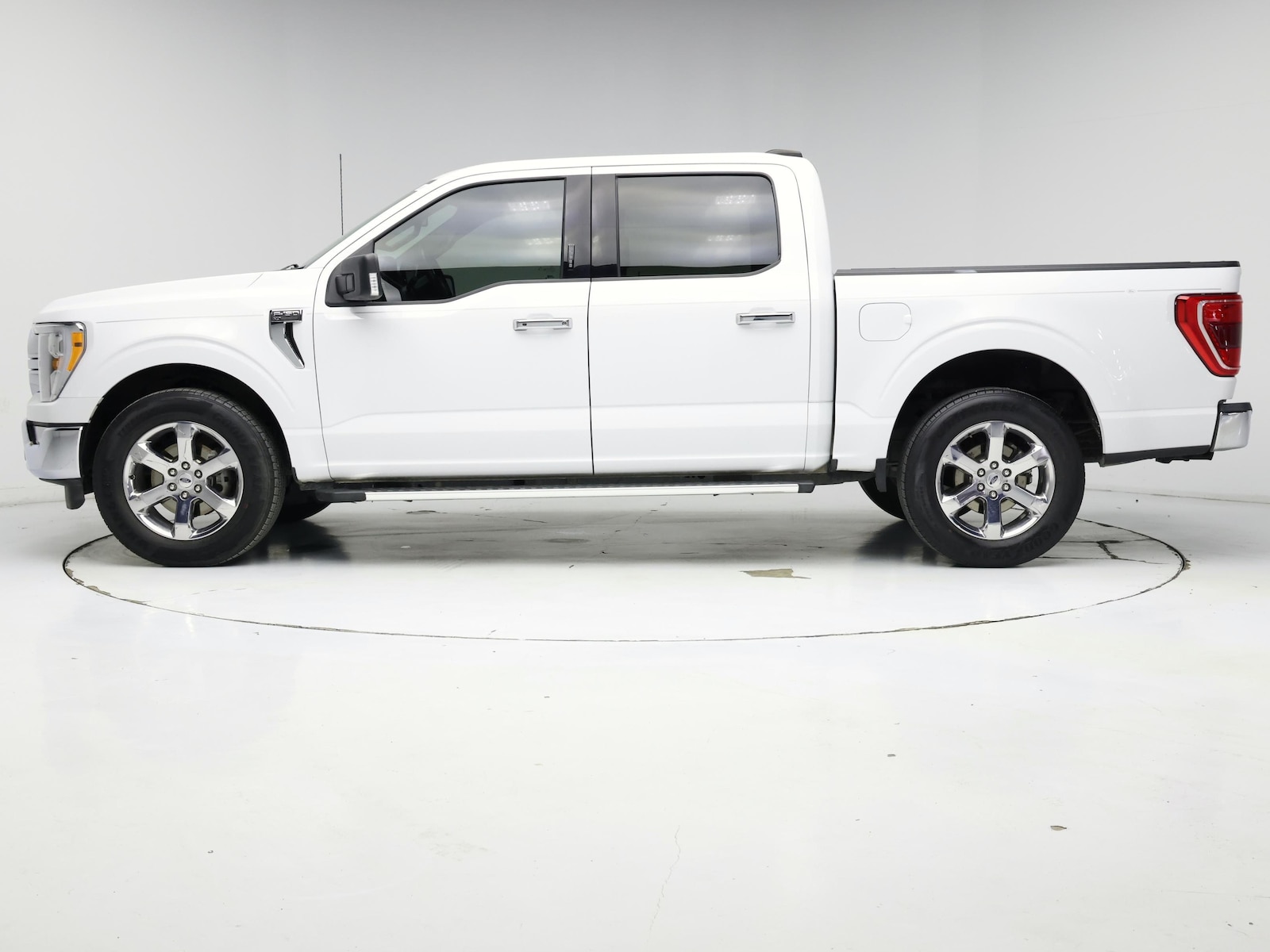 2023 Ford F-150 XLT - Photo 4