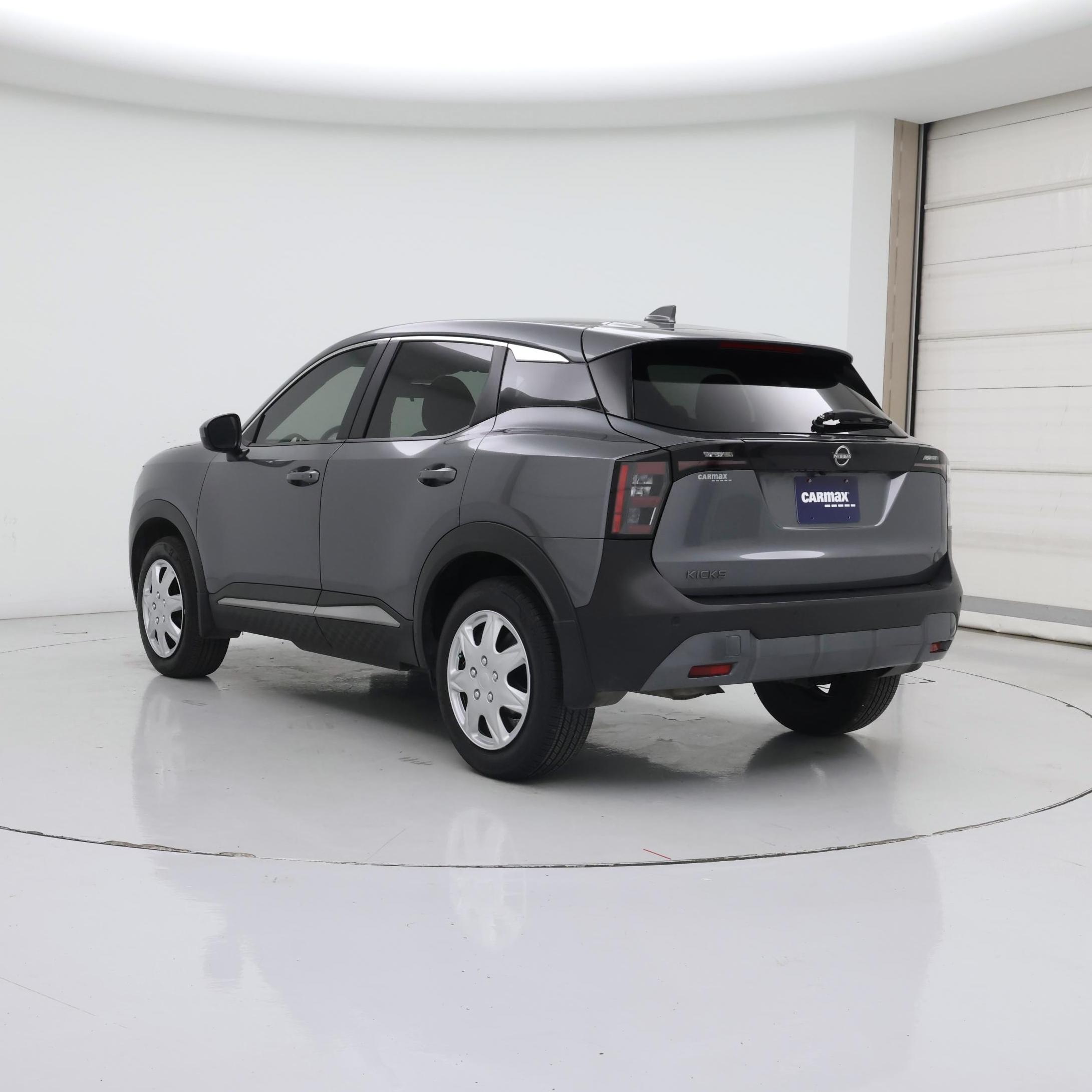 Thumbnail: 2025 Nissan Kicks - 2