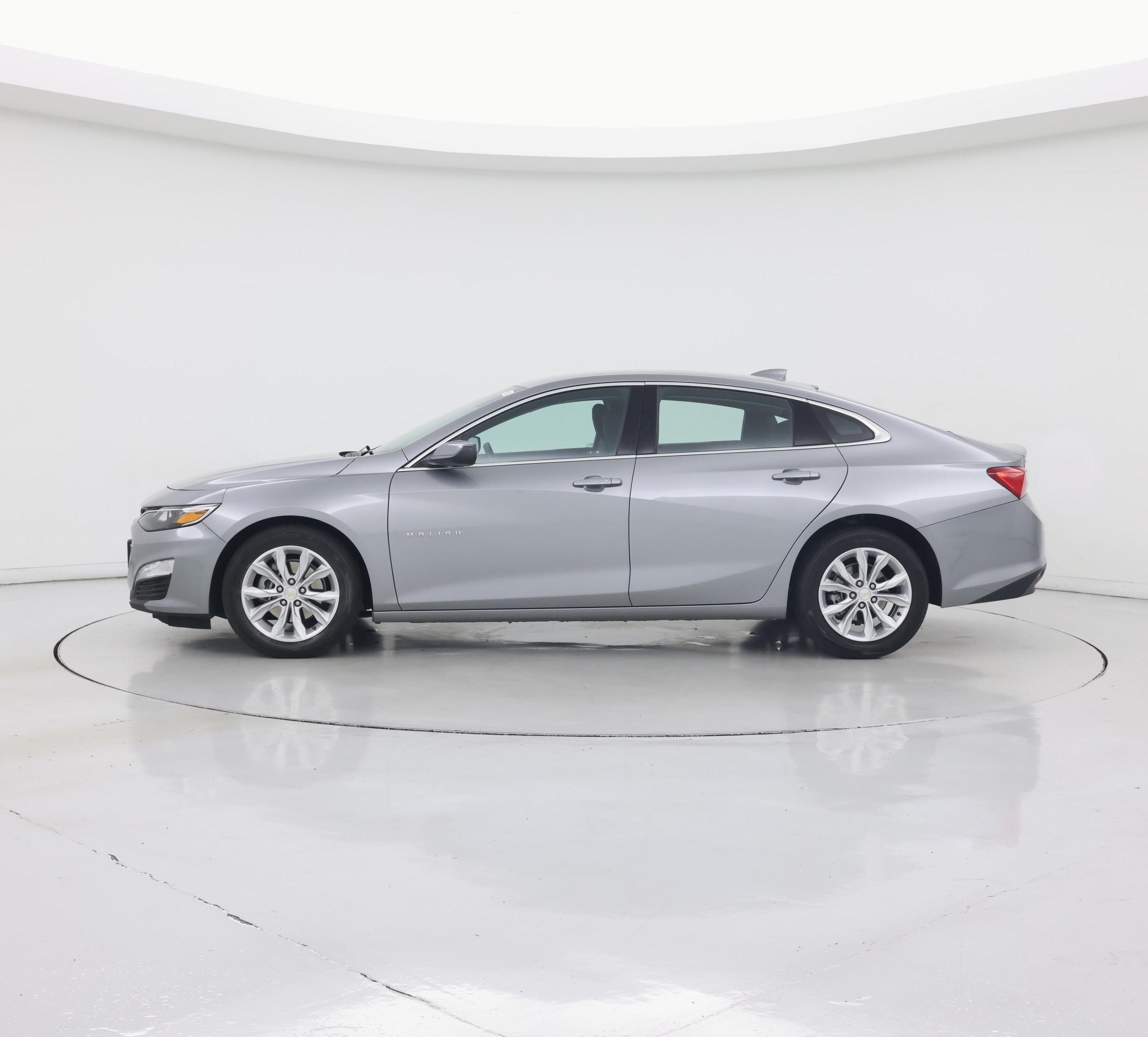 Thumbnail: 2025 Chevrolet Malibu - 3