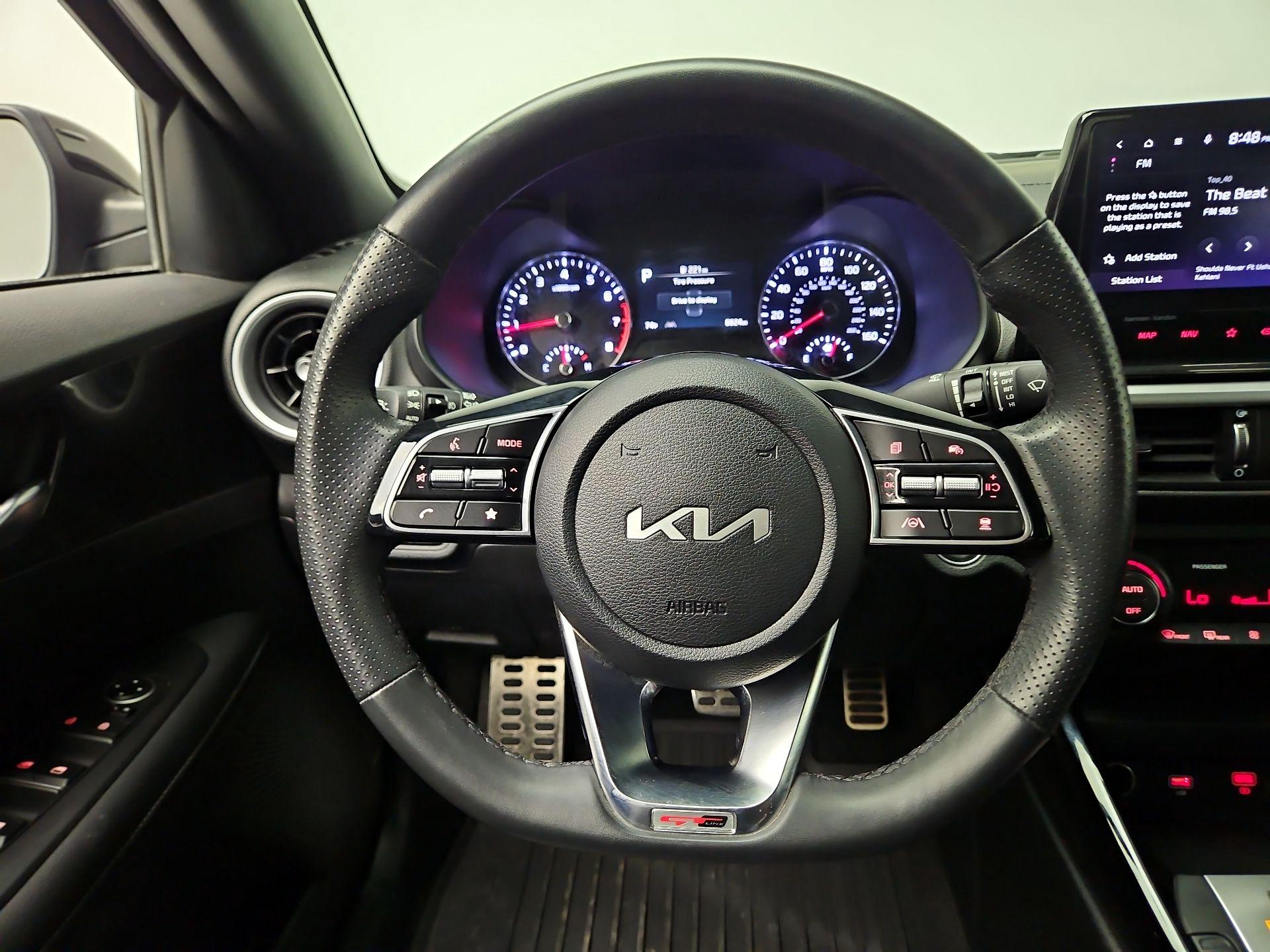 Thumbnail: 2024 Kia Forte - 10