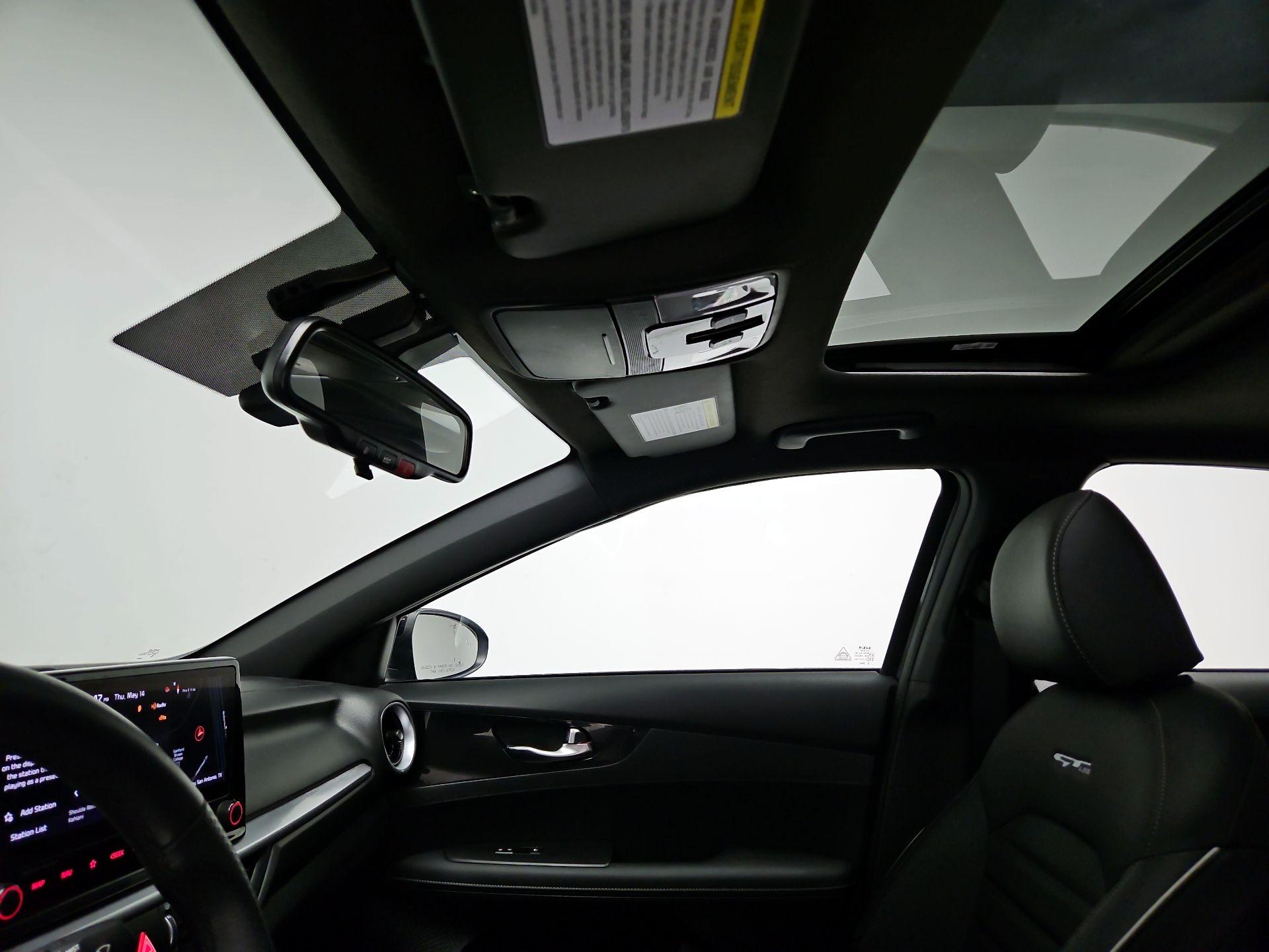 Thumbnail: 2024 Kia Forte - 20