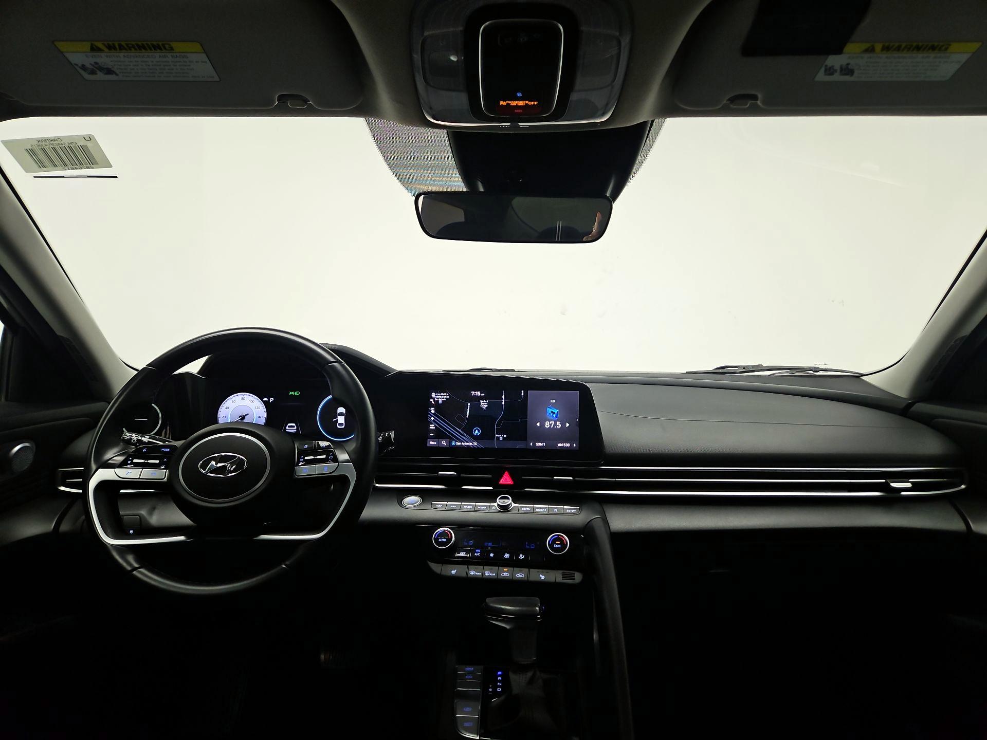 Thumbnail: 2023 Hyundai Elantra - 9