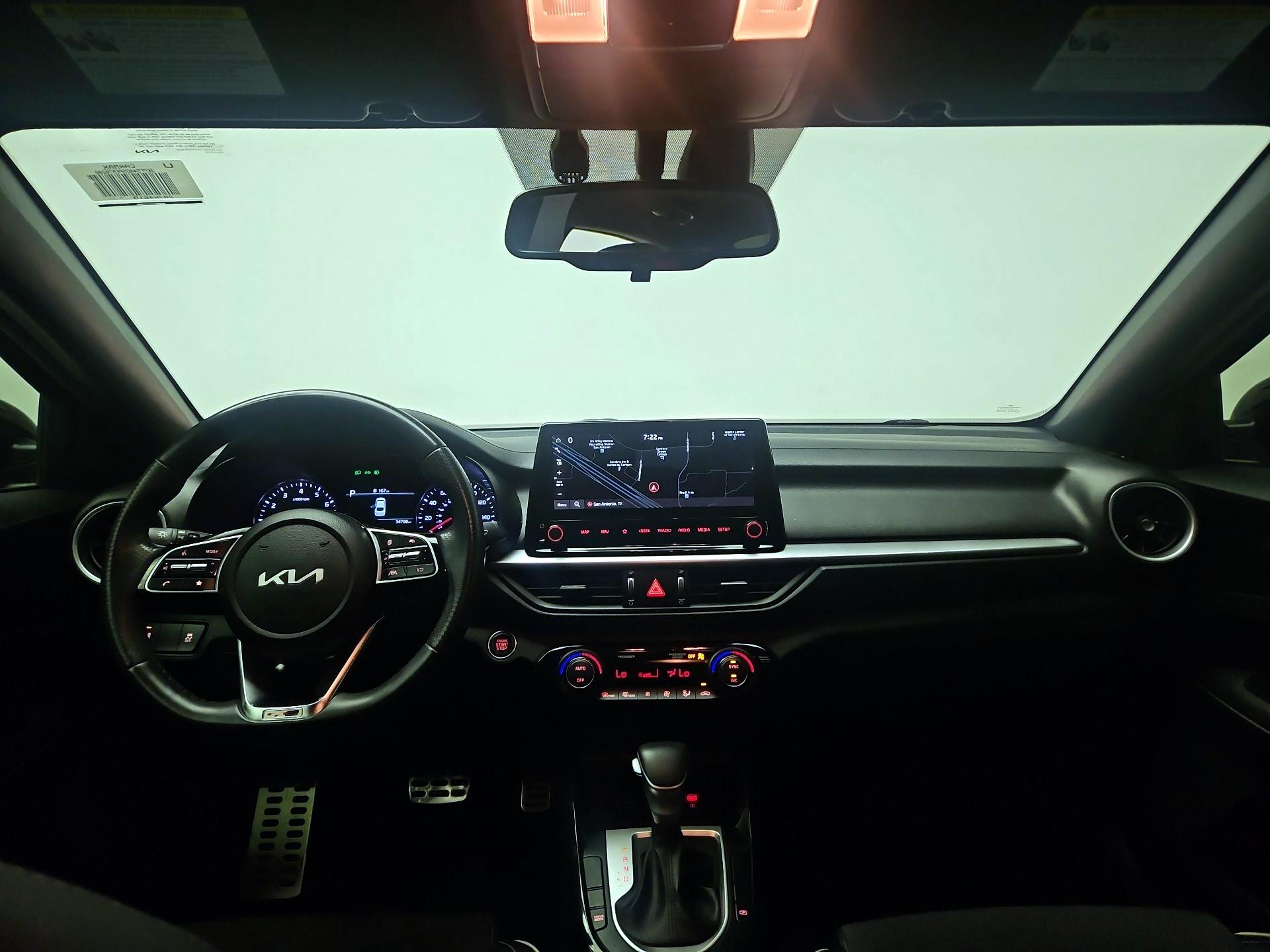Thumbnail: 2023 Kia Forte - 9
