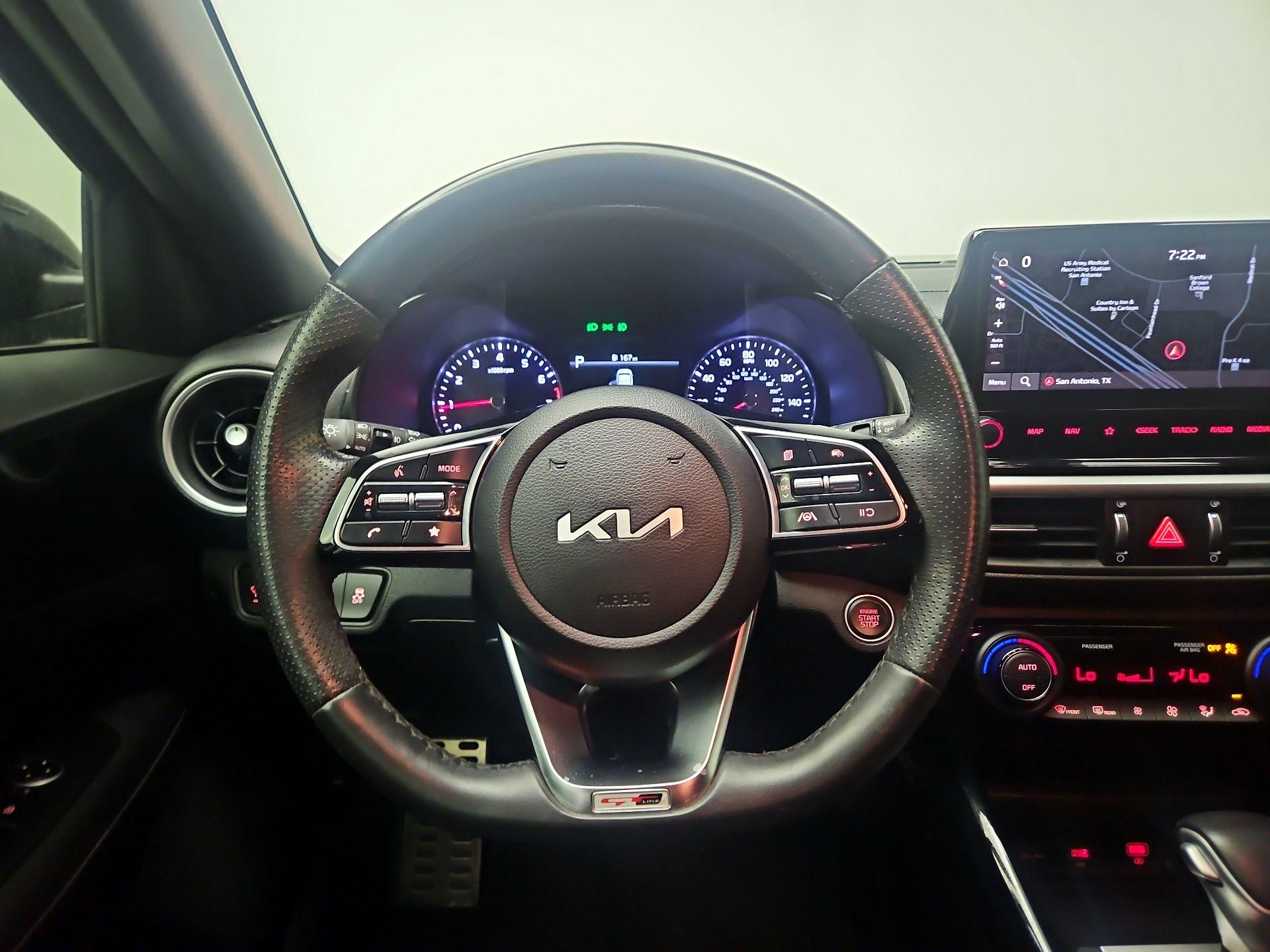 Thumbnail: 2023 Kia Forte - 10