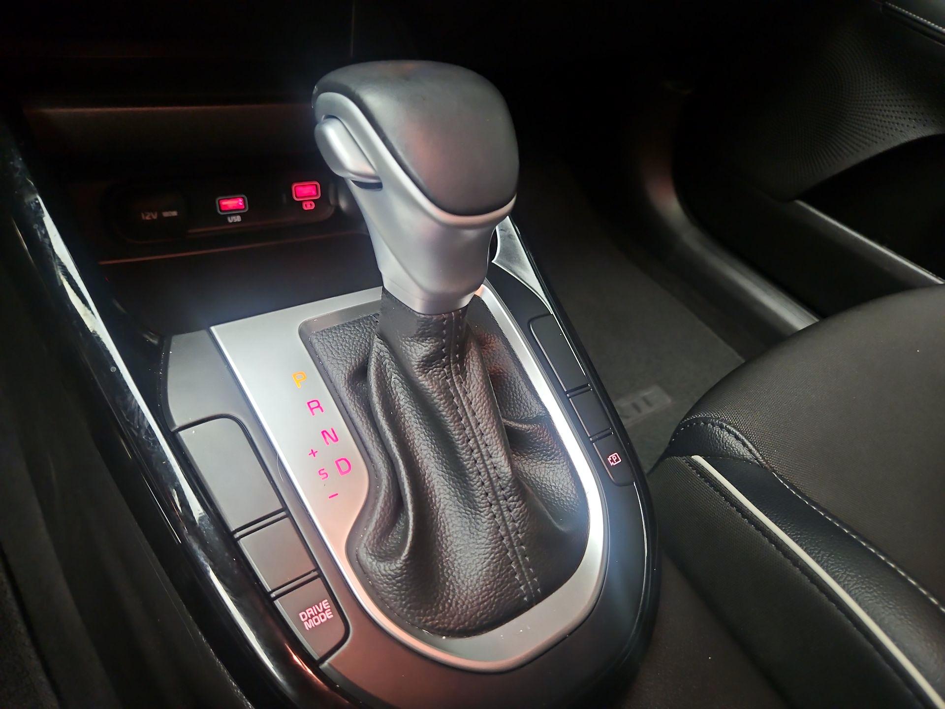Thumbnail: 2023 Kia Forte - 18