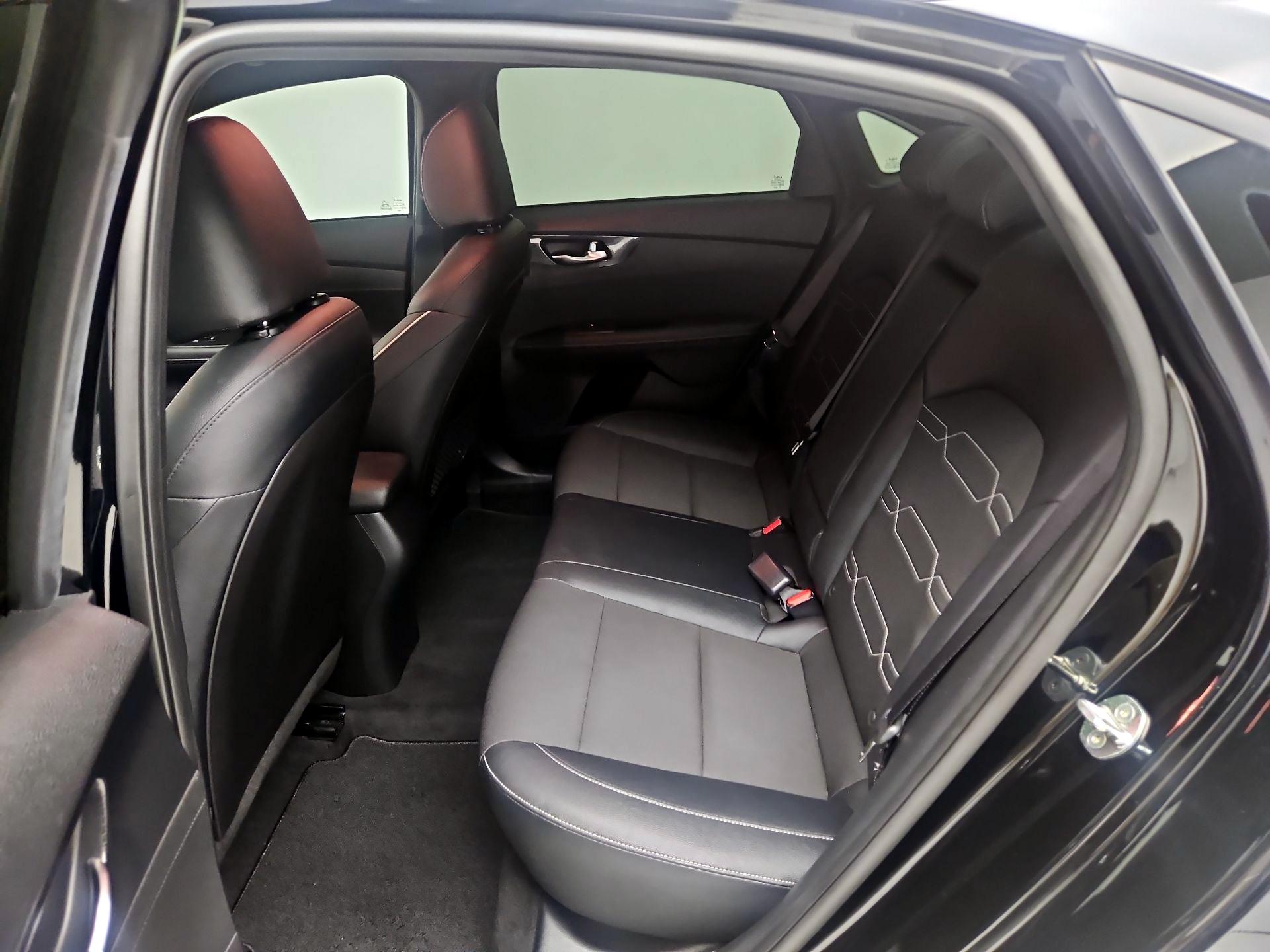 Thumbnail: 2023 Kia Forte - 20