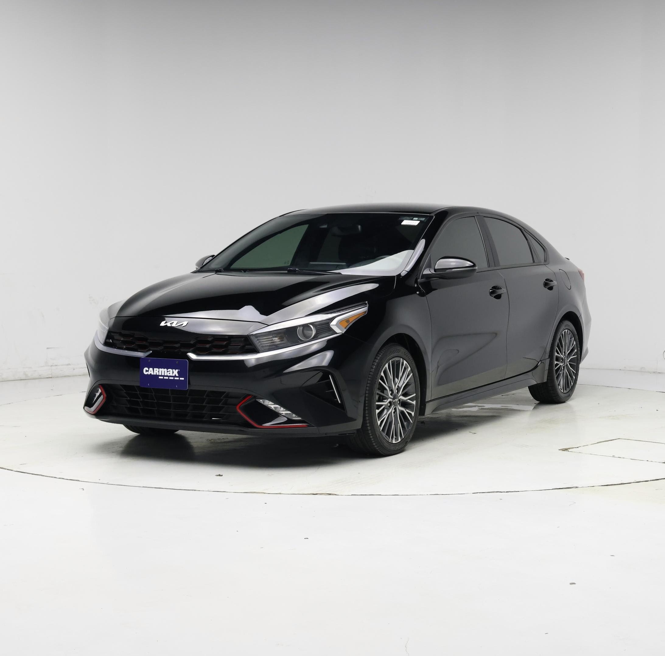 Thumbnail: 2023 Kia Forte - 4