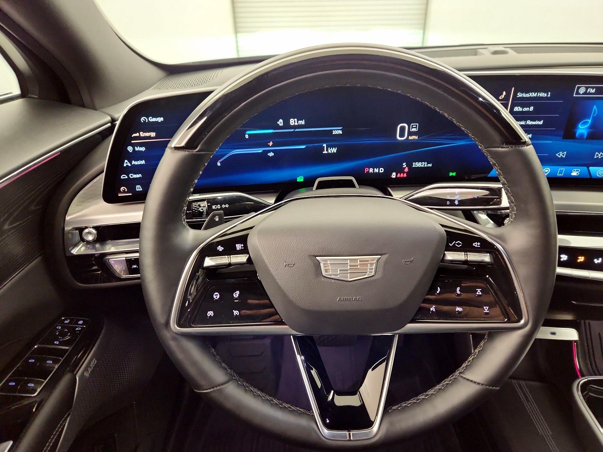 Thumbnail: 2024 Cadillac Lyriq - 10