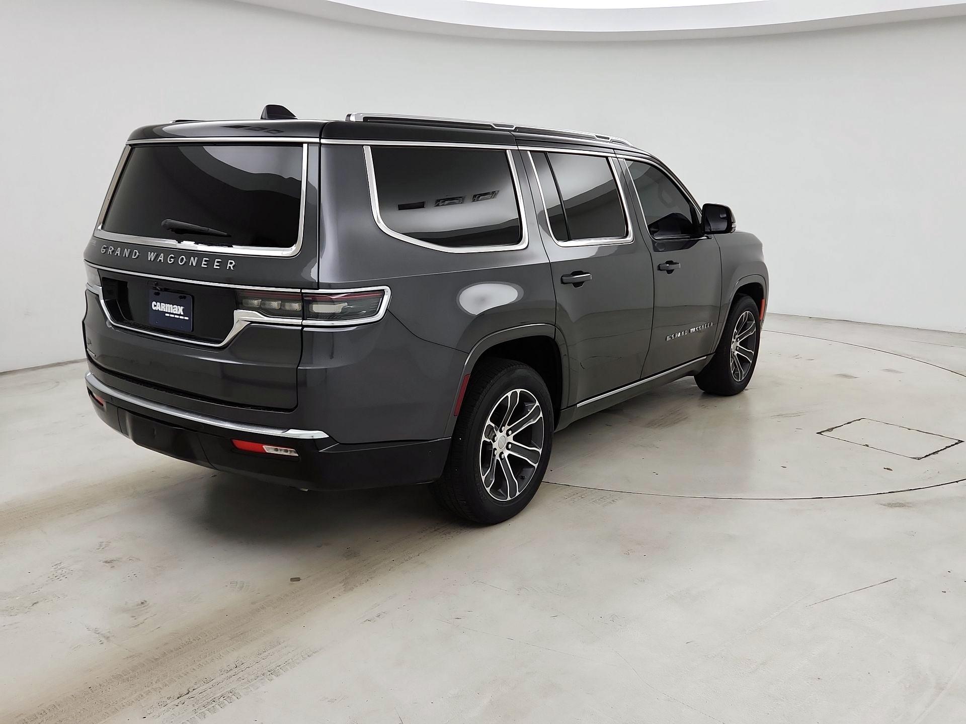 Thumbnail: 2023 Jeep Grand Wagoneer - 5