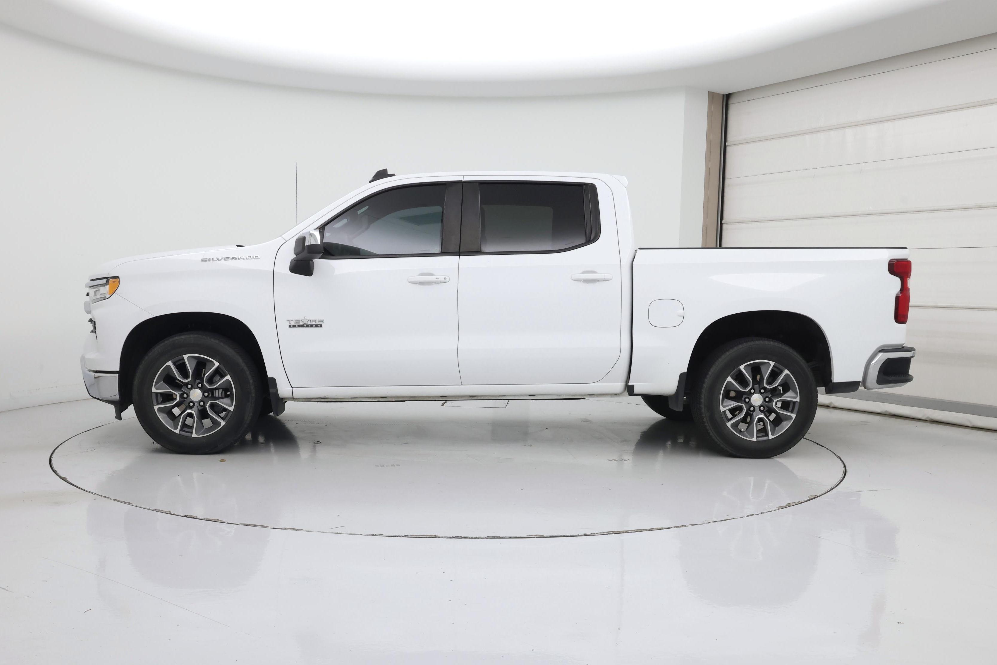 Thumbnail: 2022 Chevrolet Silverado 1500 - 3