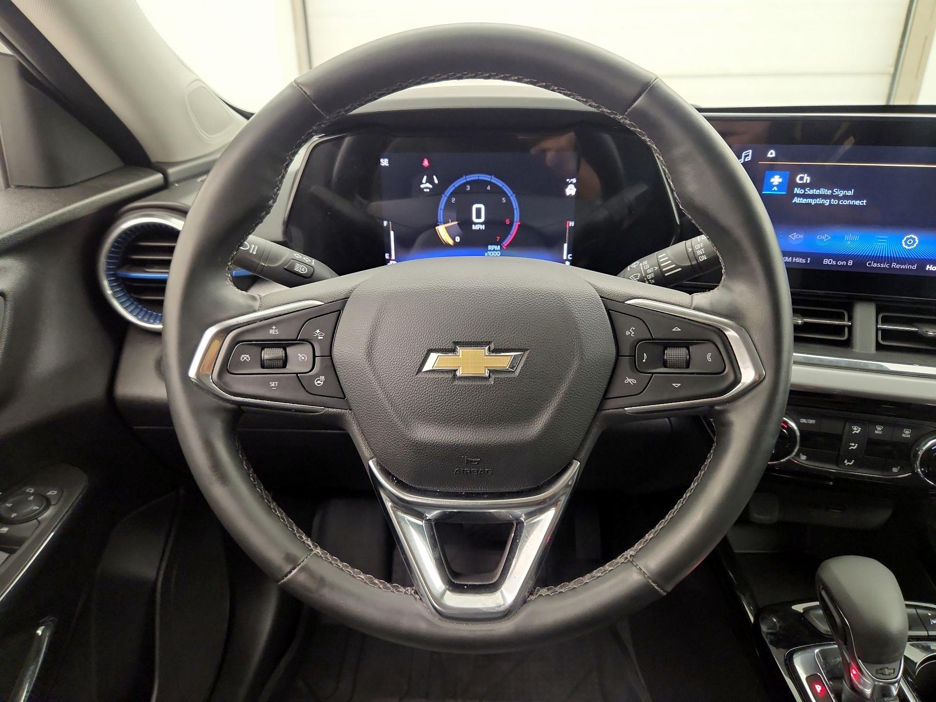 Thumbnail: 2025 Chevrolet Trax - 10