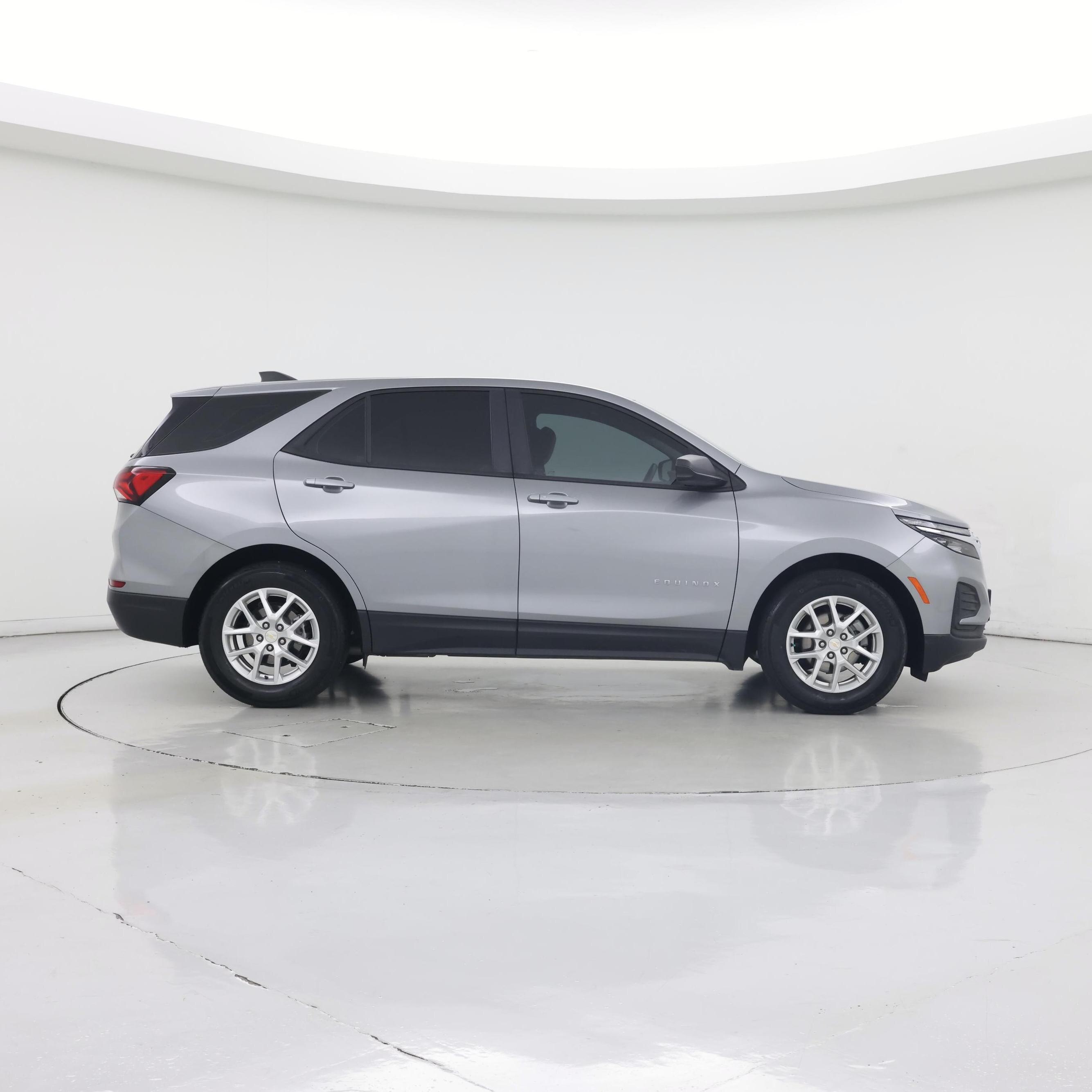 Thumbnail: 2023 Chevrolet Equinox - 7