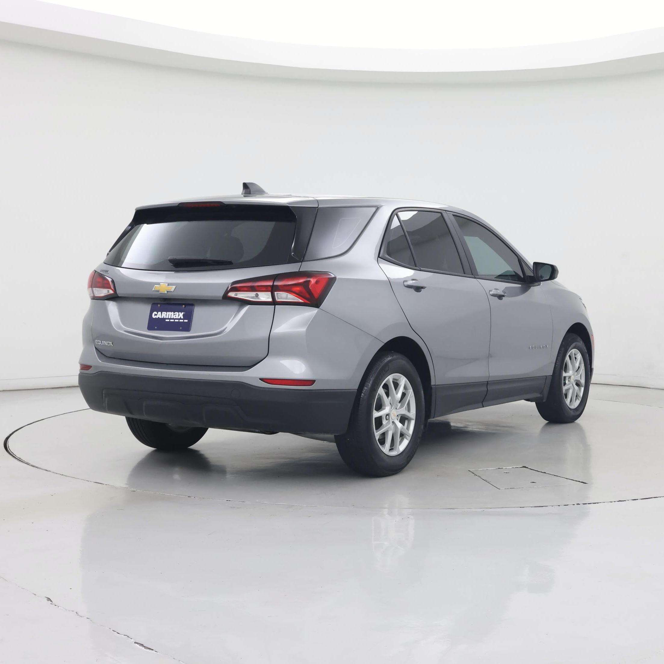 Thumbnail: 2023 Chevrolet Equinox - 8