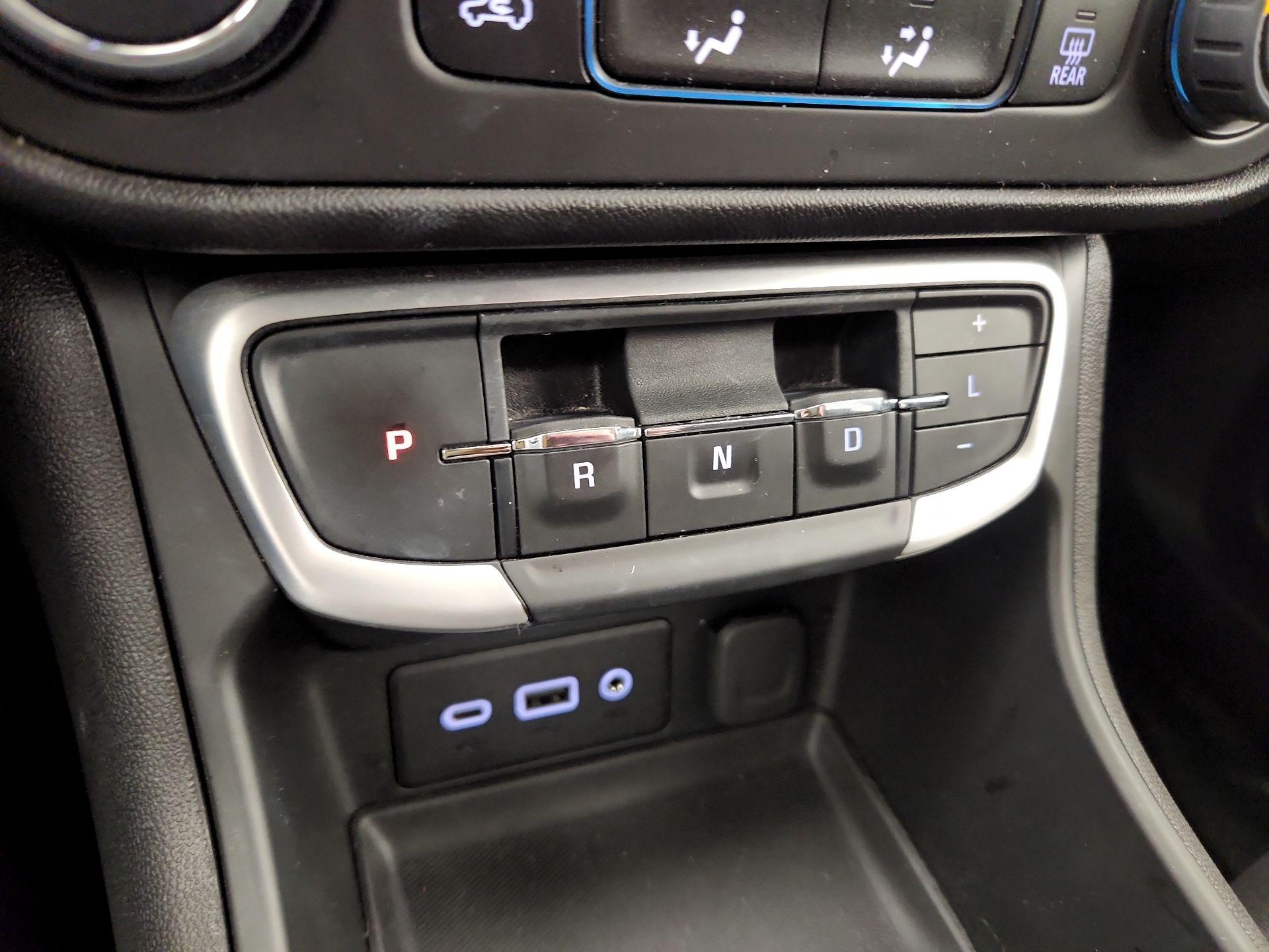 Thumbnail: 2024 GMC Terrain - 17