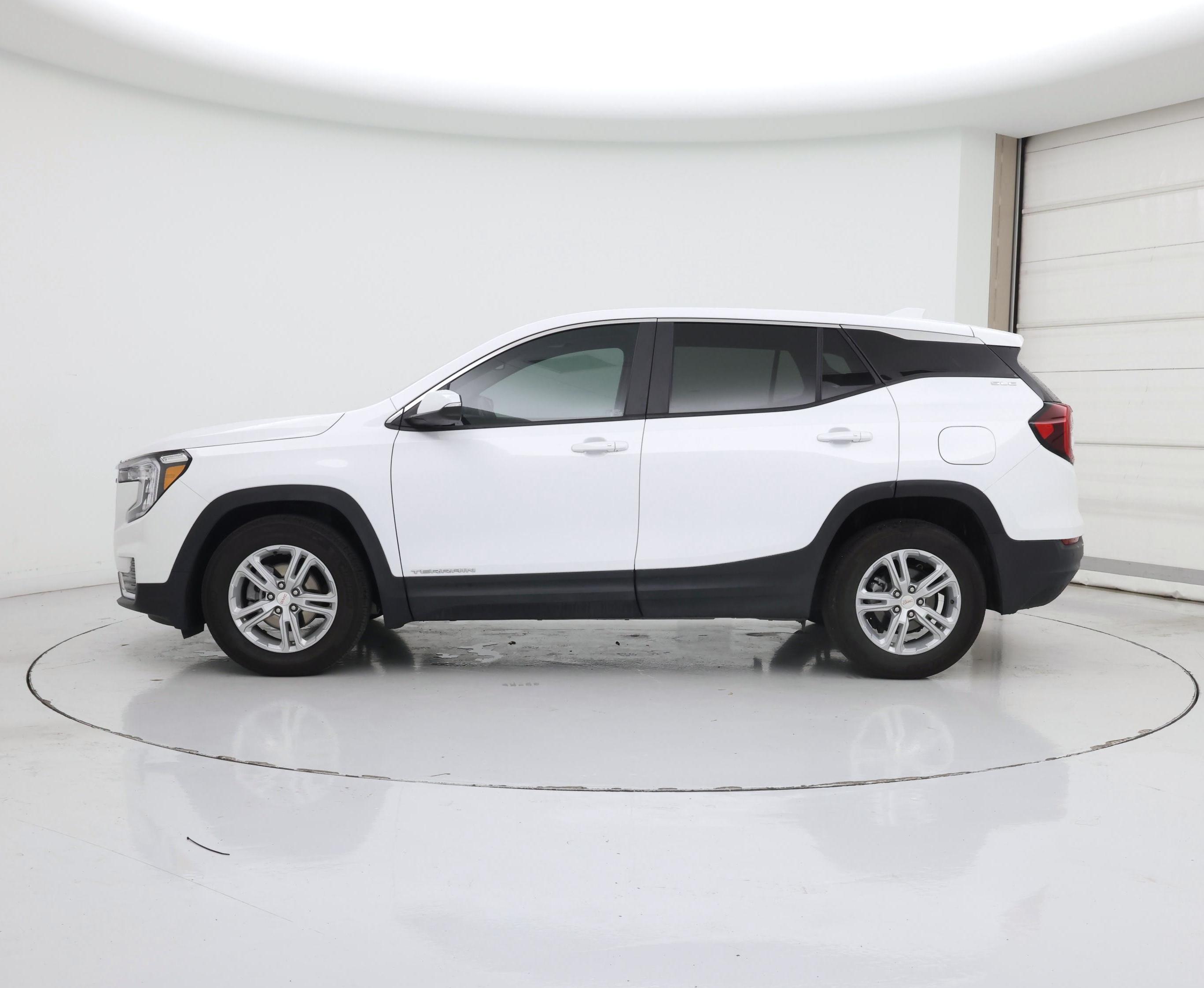Thumbnail: 2024 GMC Terrain - 3