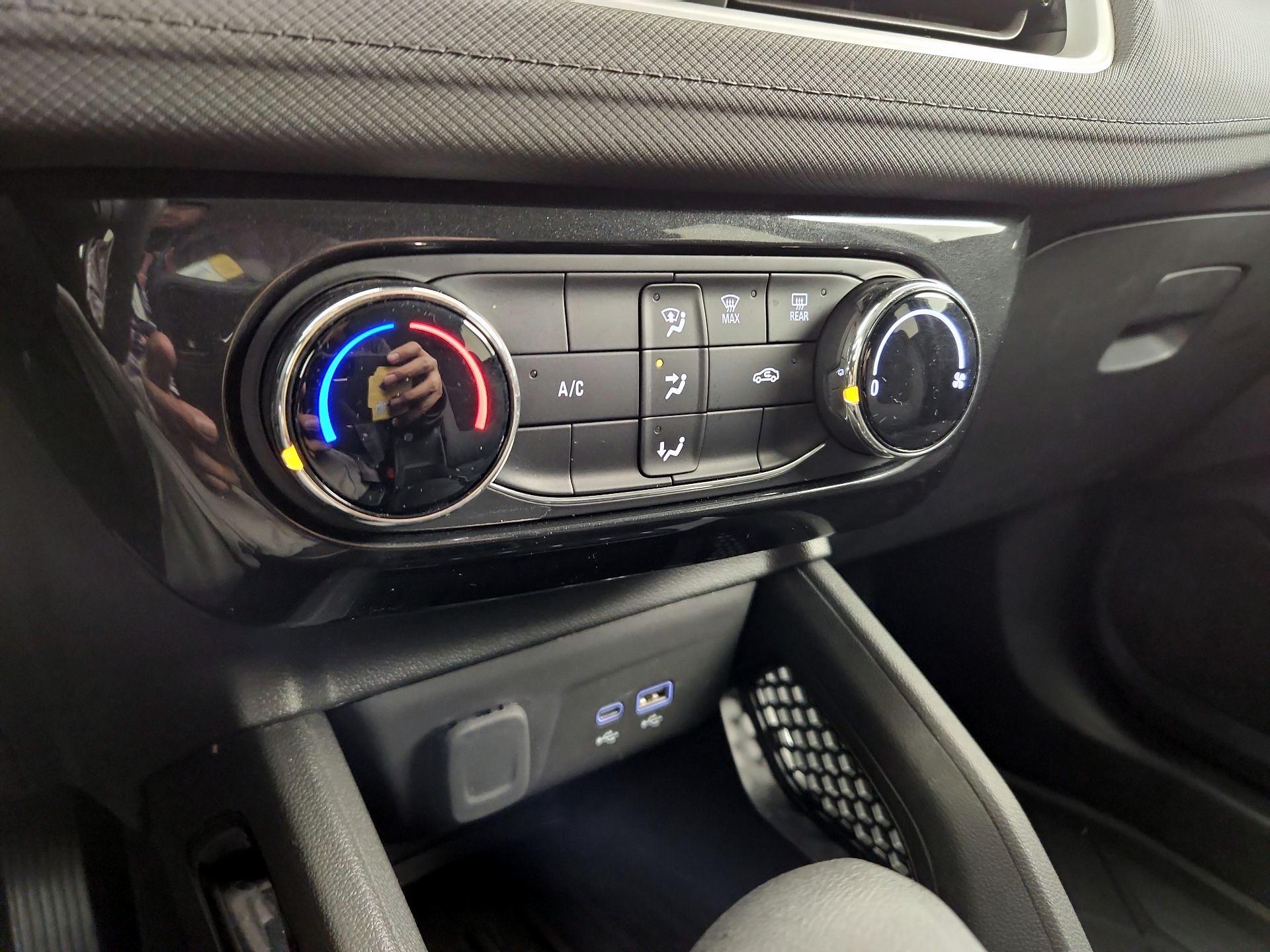 Thumbnail: 2024 Chevrolet TrailBlazer - 16