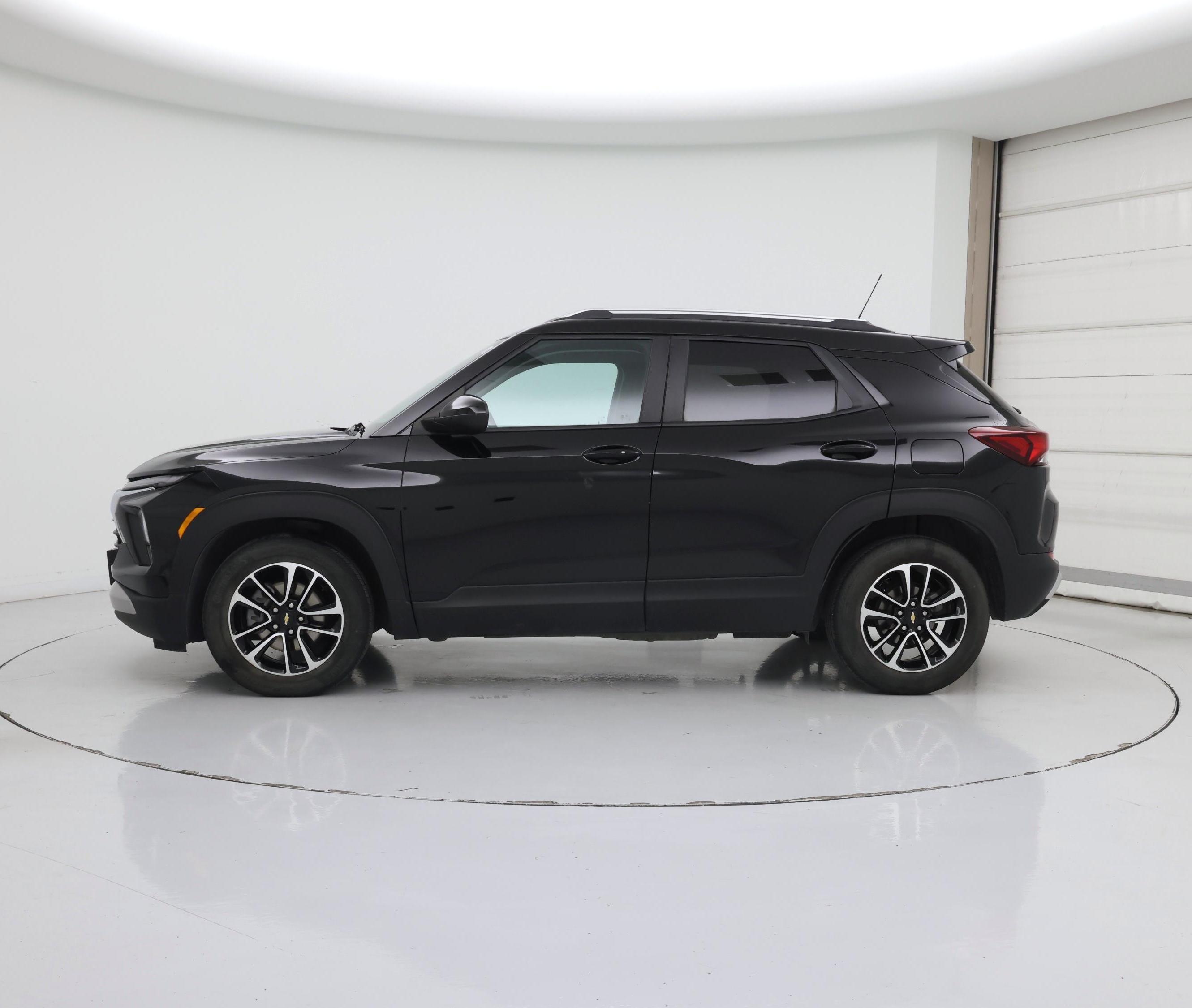 Thumbnail: 2024 Chevrolet TrailBlazer - 3