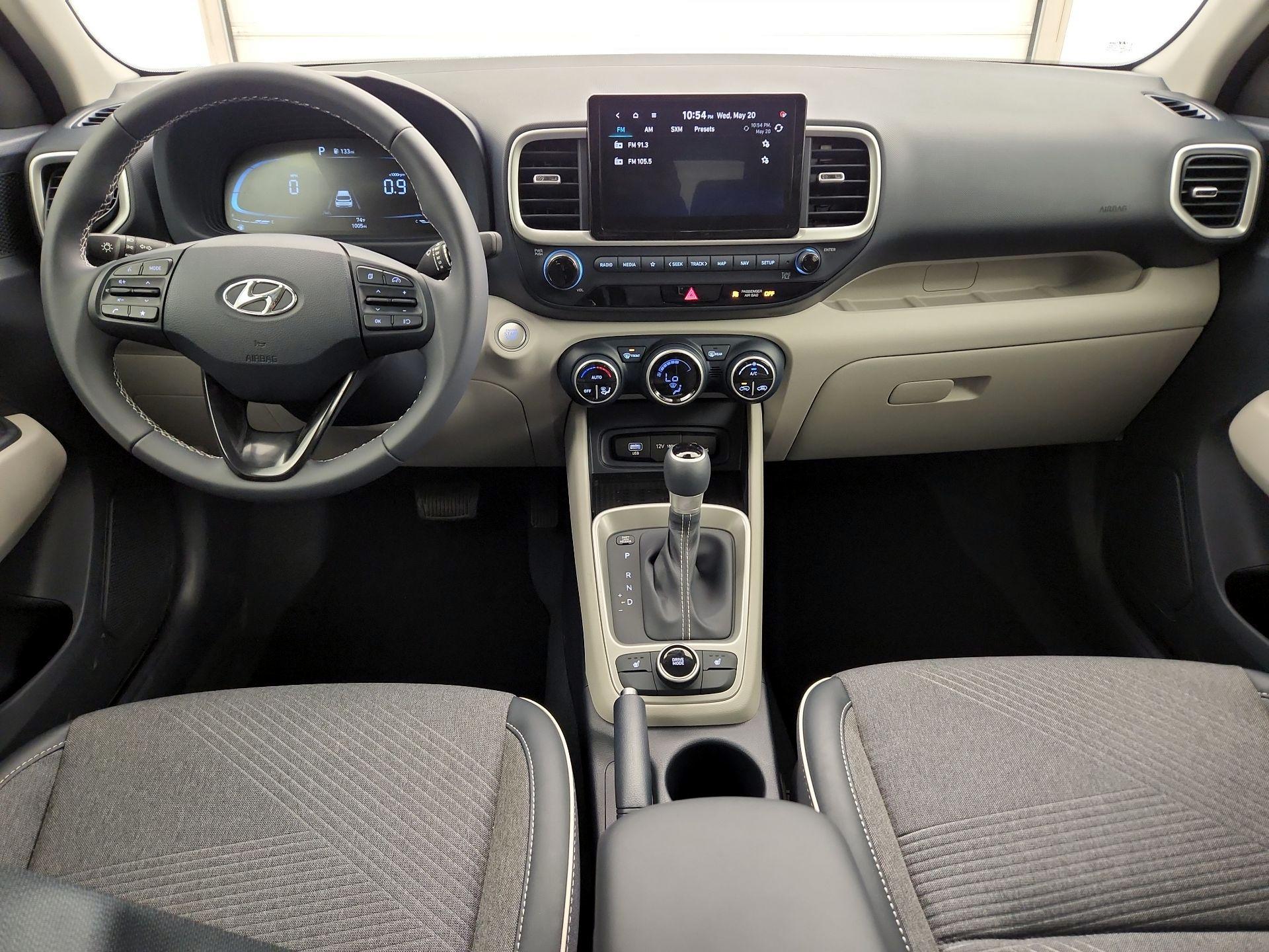 Thumbnail: 2025 Hyundai Venue - 9