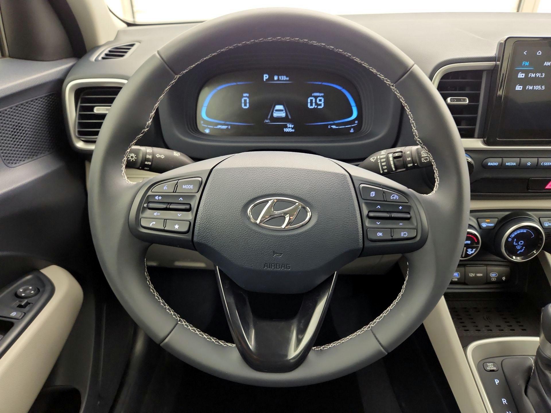 Thumbnail: 2025 Hyundai Venue - 10