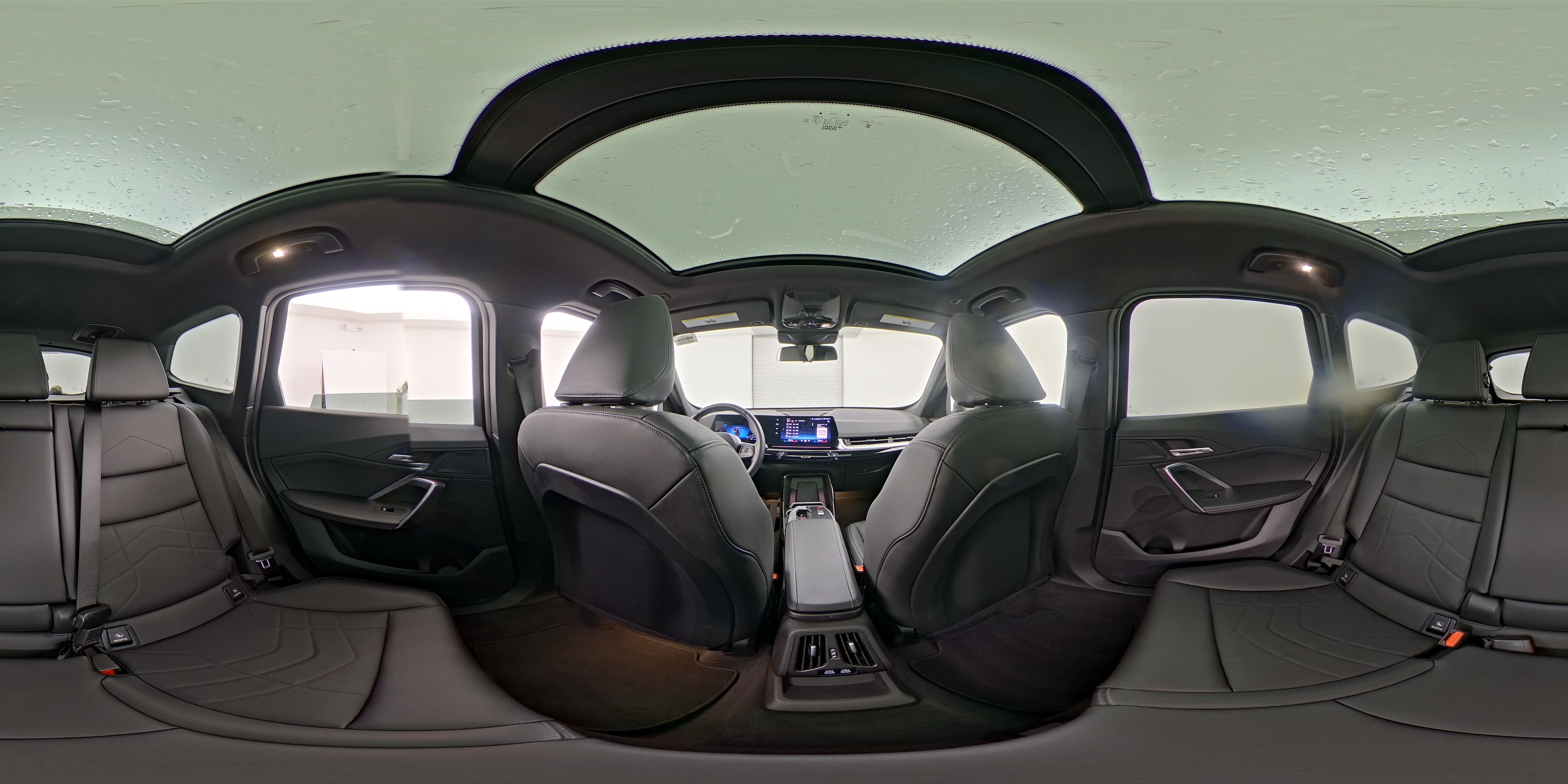 2025 BMW X1 28i - Photo 28