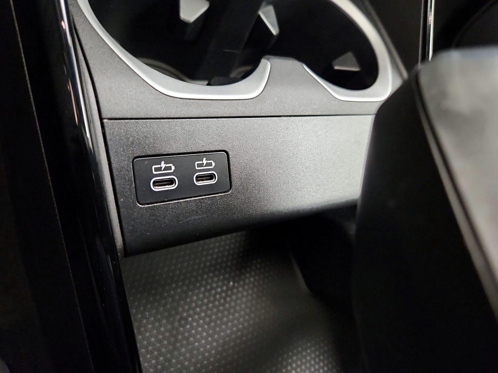 2025 BMW X1 28i - Photo 20
