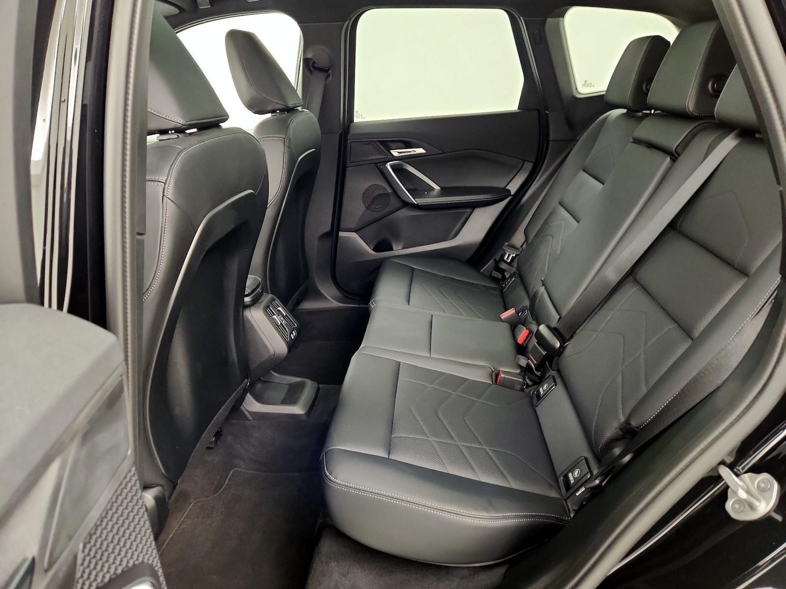 2025 BMW X1 28i - Photo 22