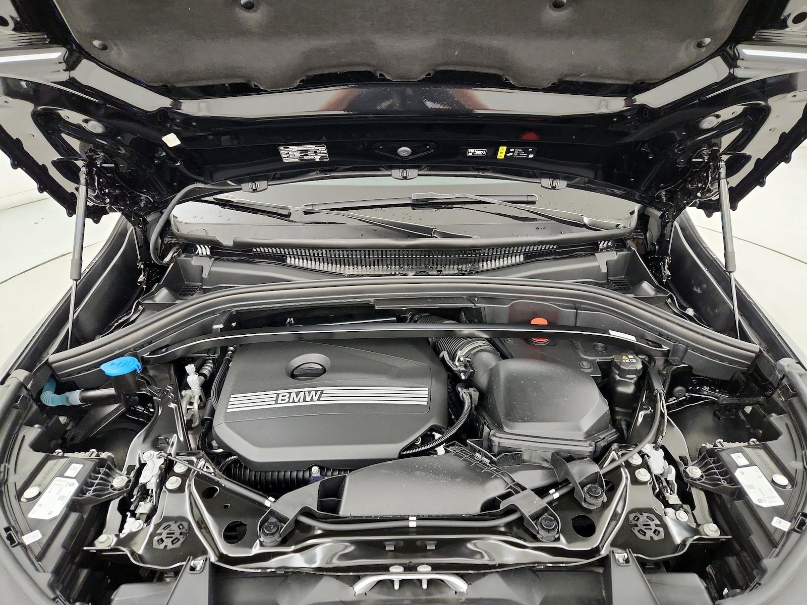 2025 BMW X1 28i - Photo 24