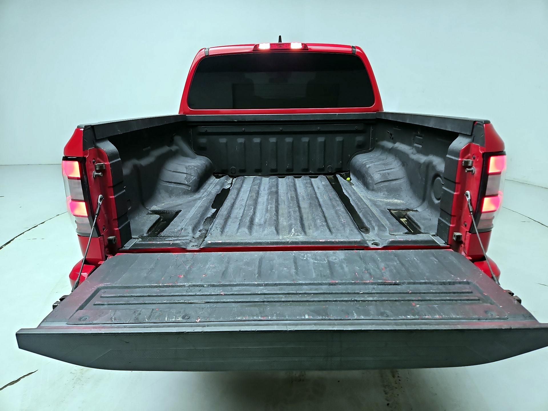 Thumbnail: 2022 Nissan Frontier - 20