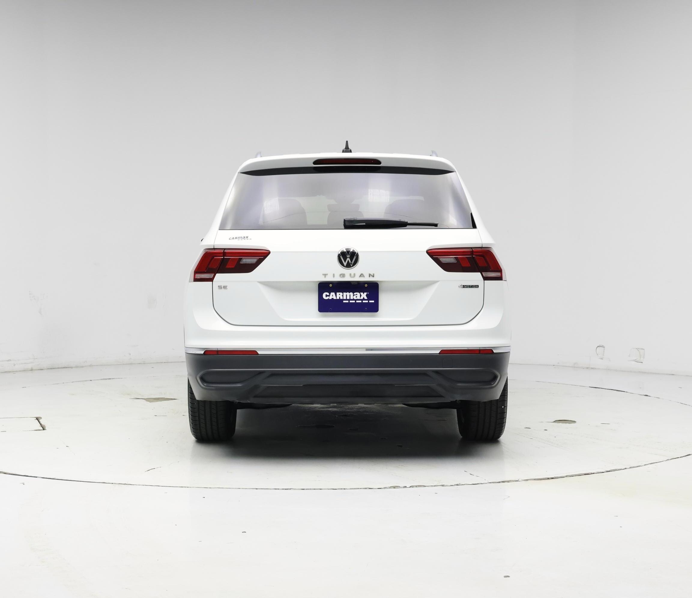 Thumbnail: 2022 Volkswagen Tiguan - 6