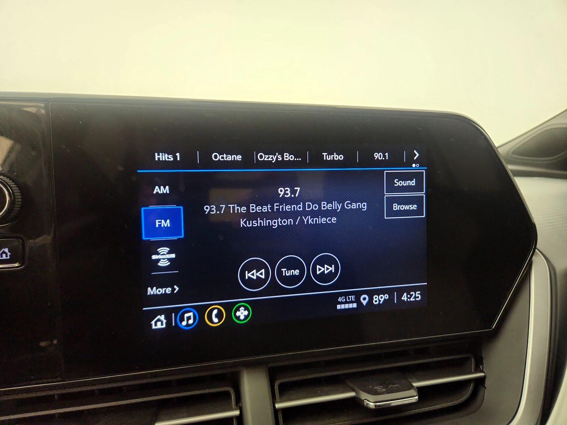 Thumbnail: 2025 Chevrolet Trax - 15