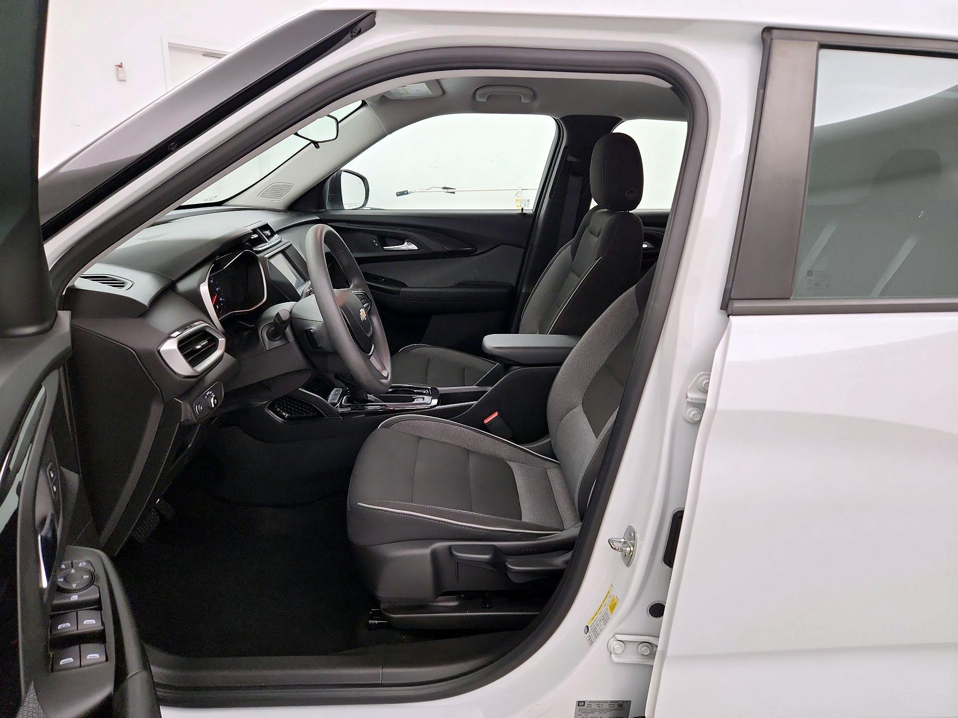 Thumbnail: 2021 Chevrolet TrailBlazer - 11