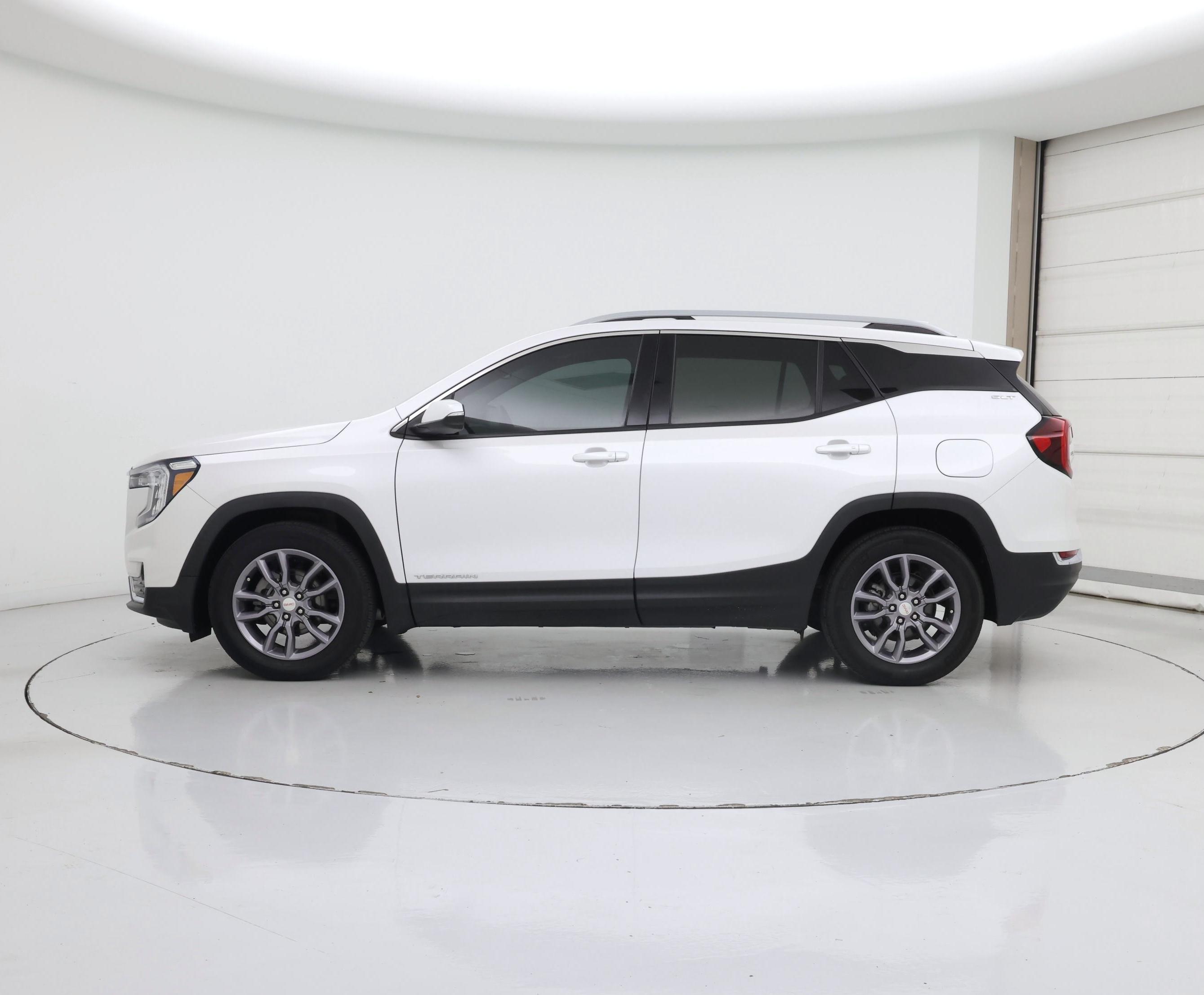 Thumbnail: 2023 GMC Terrain - 3