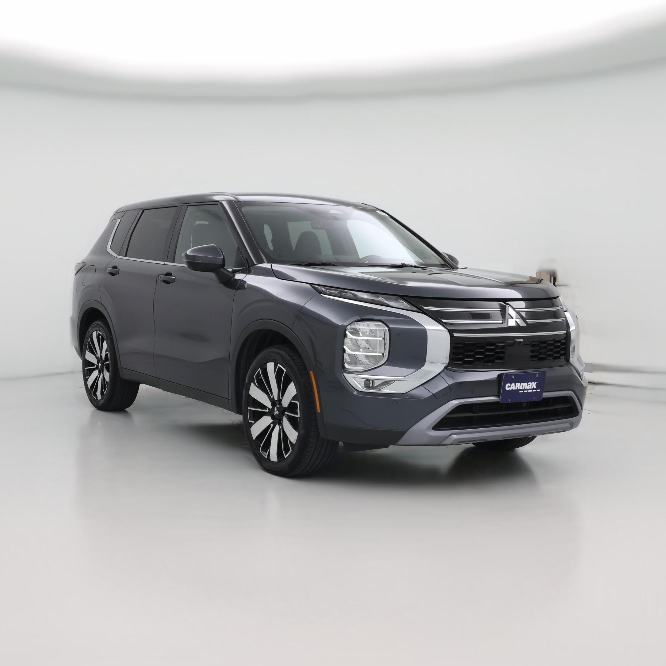 Thumbnail: 2025 Mitsubishi Outlander - 1