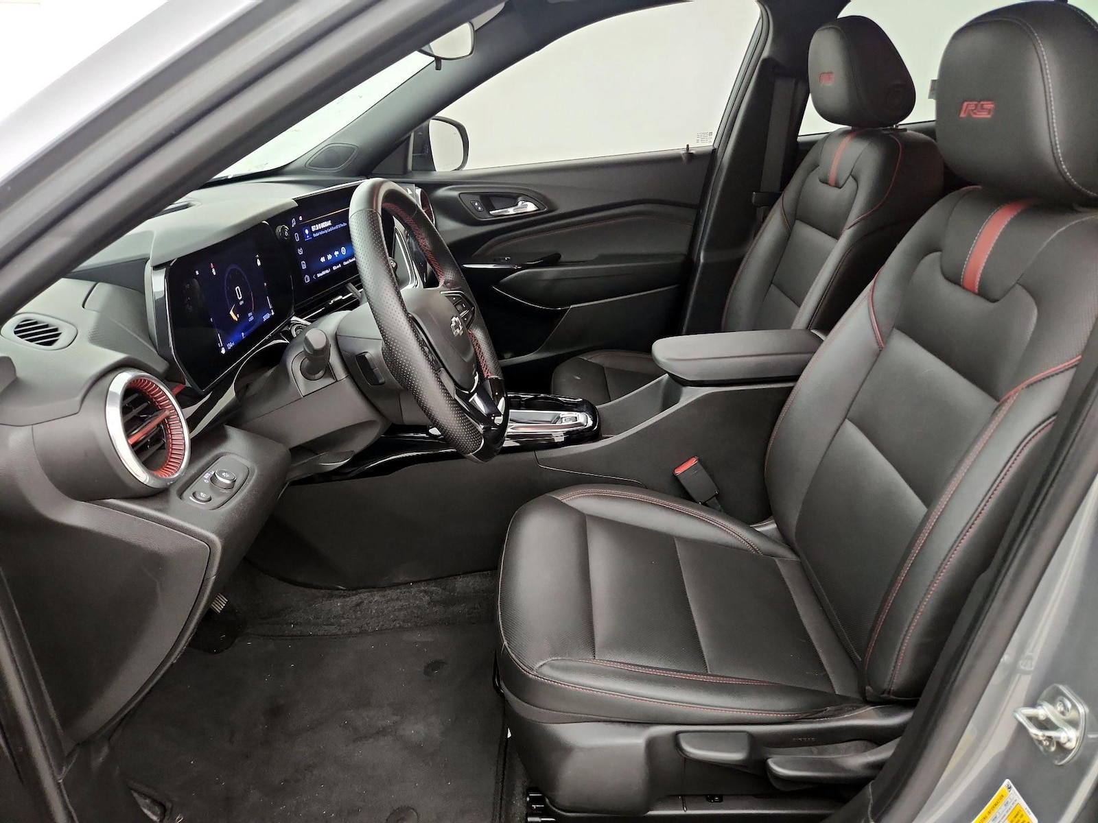2024 Chevrolet Trax RS - Photo 10