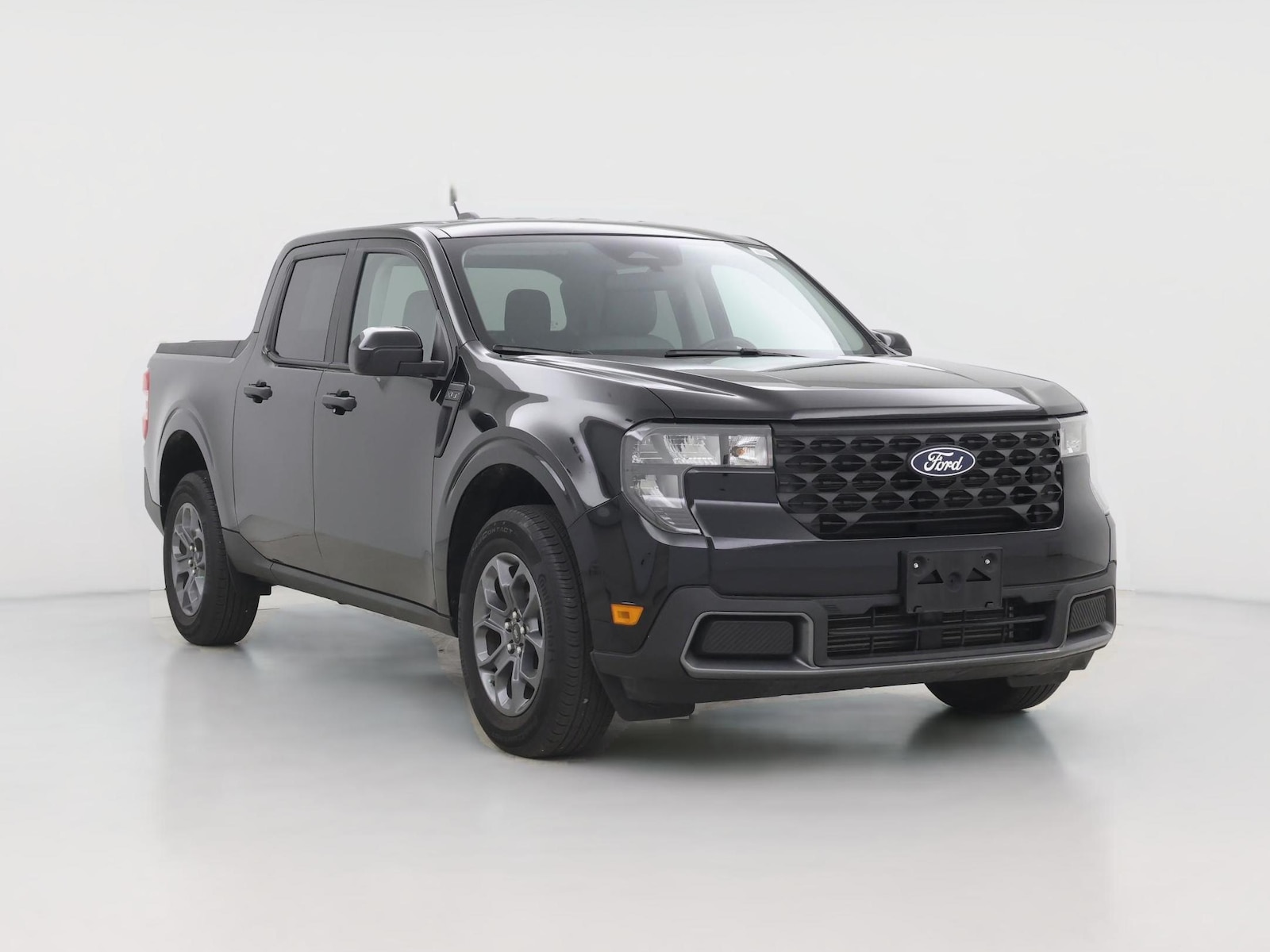 2025 Ford Maverick XLT - Photo 1
