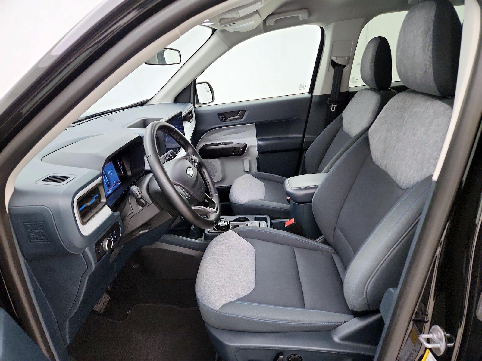 2025 Ford Maverick XLT - Photo 12