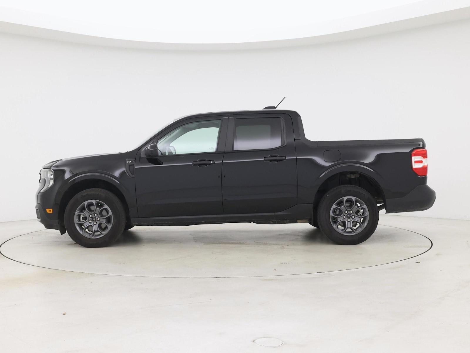 2025 Ford Maverick XLT - Photo 4