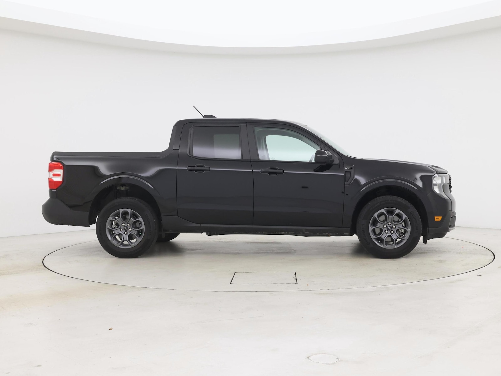 2025 Ford Maverick XLT - Photo 8